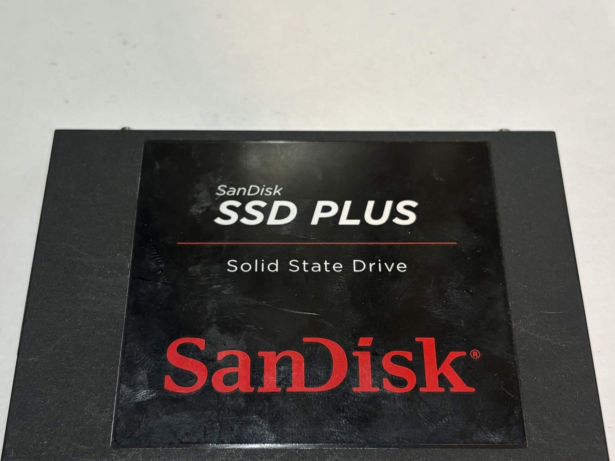 SanDisk SSD Plus 240GB 2.5” SATA SSD Tested Working (NM)