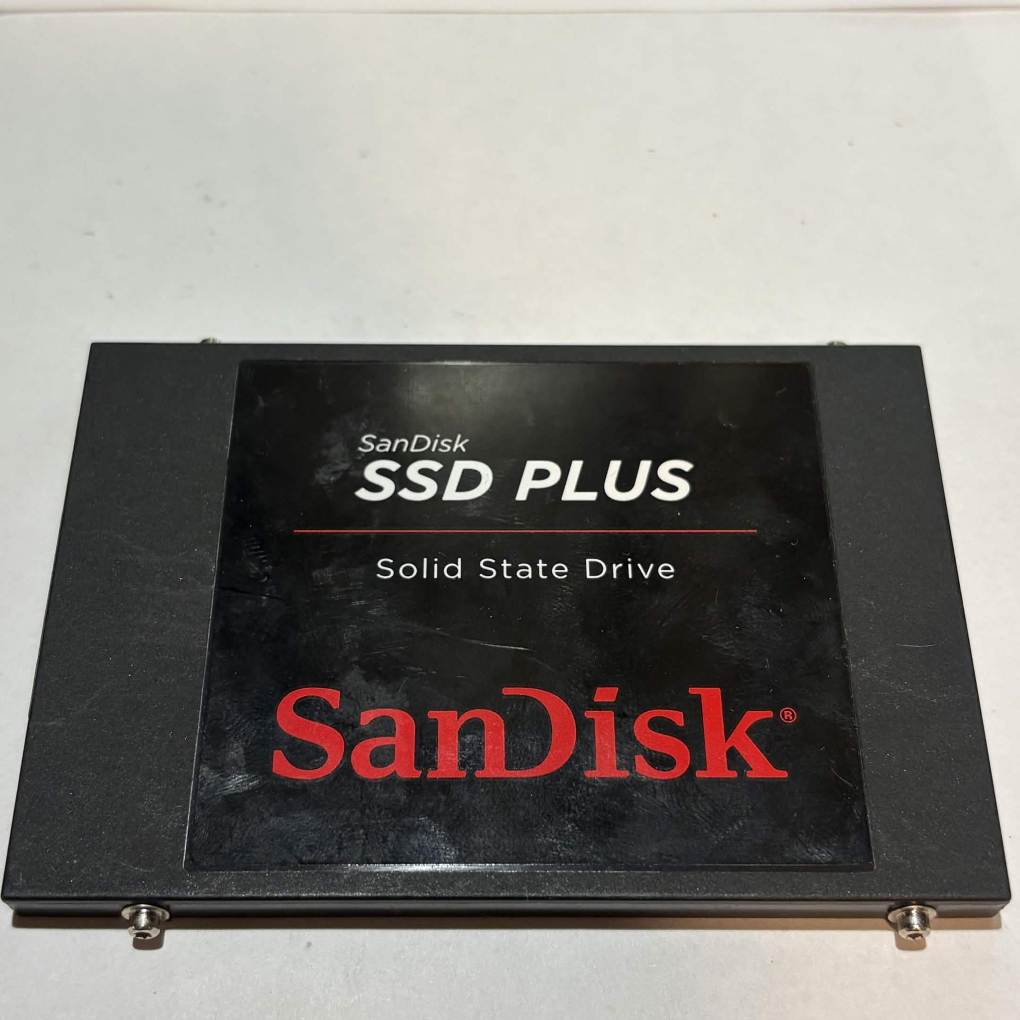 SanDisk SSD Plus 240GB 2.5” SATA SSD Tested Working (NM)