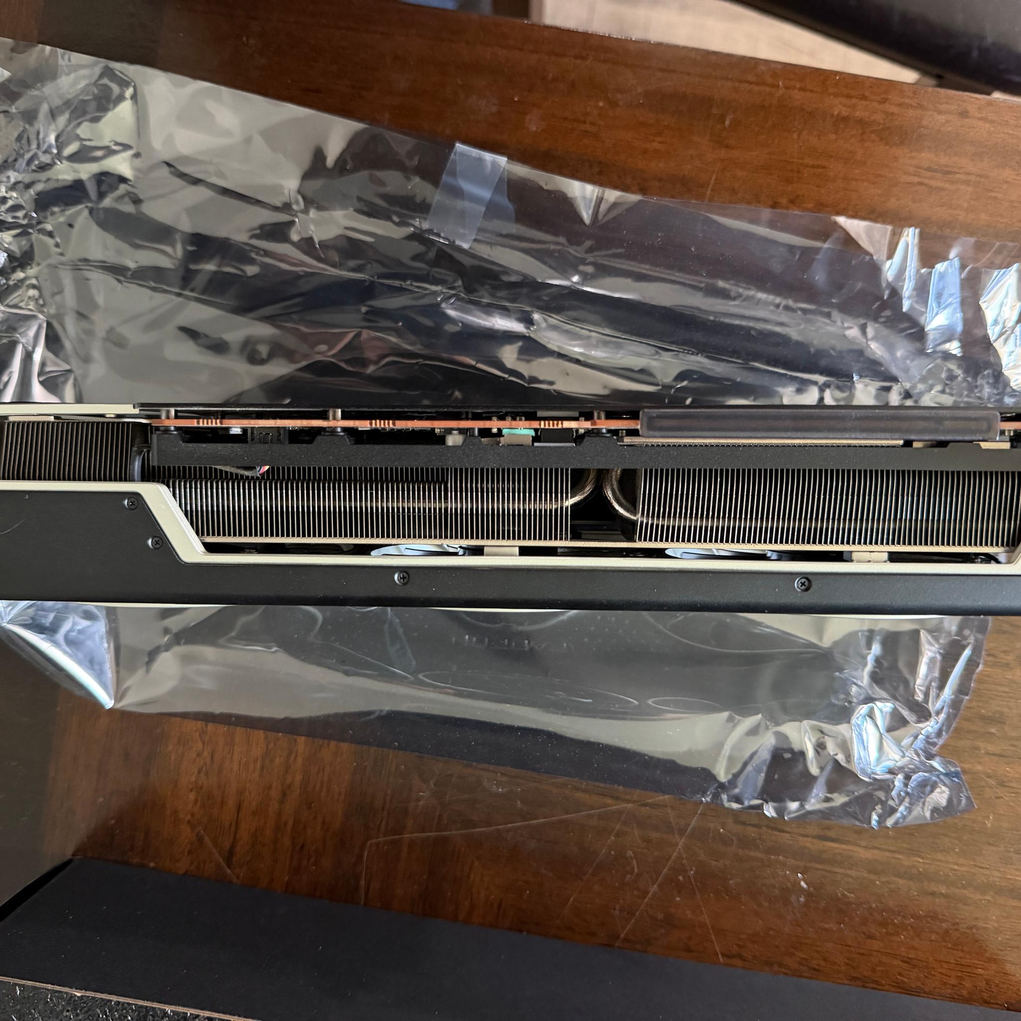 XFX Speedster MERC 319 Radeon RX 6950 XT