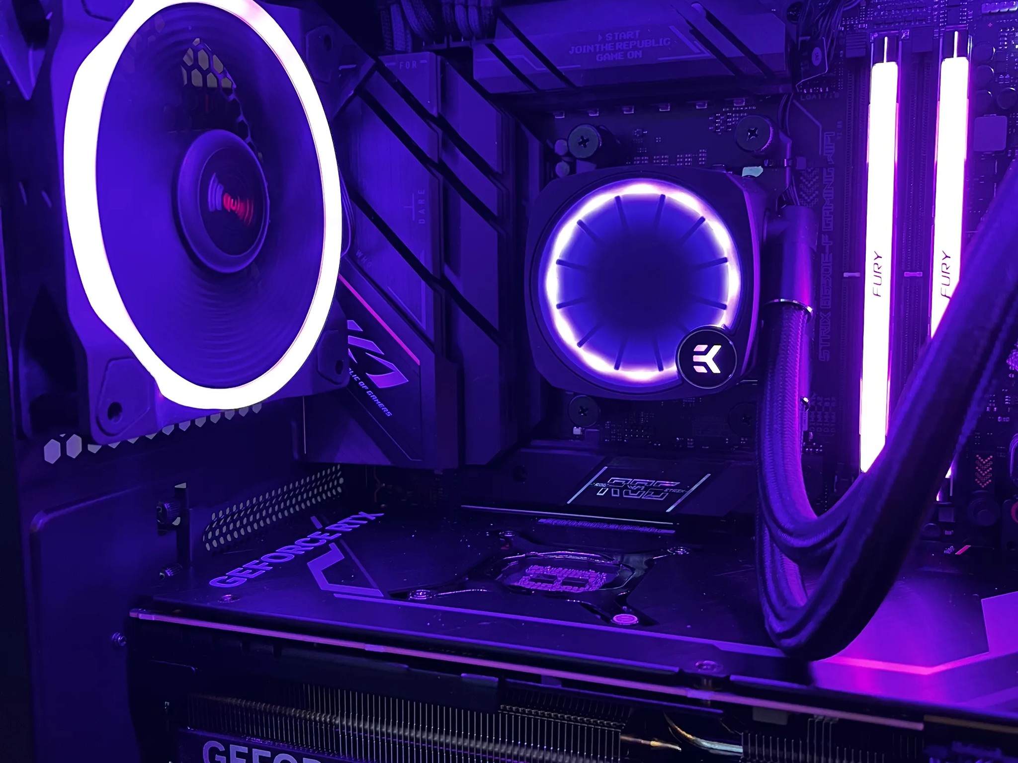 Harpy Eagle - RTX 4080 SUPER | Ryzen 7 7800X3D | 32GB DDR5 @6000MT/sec | 4TB storage | 1000W PSU