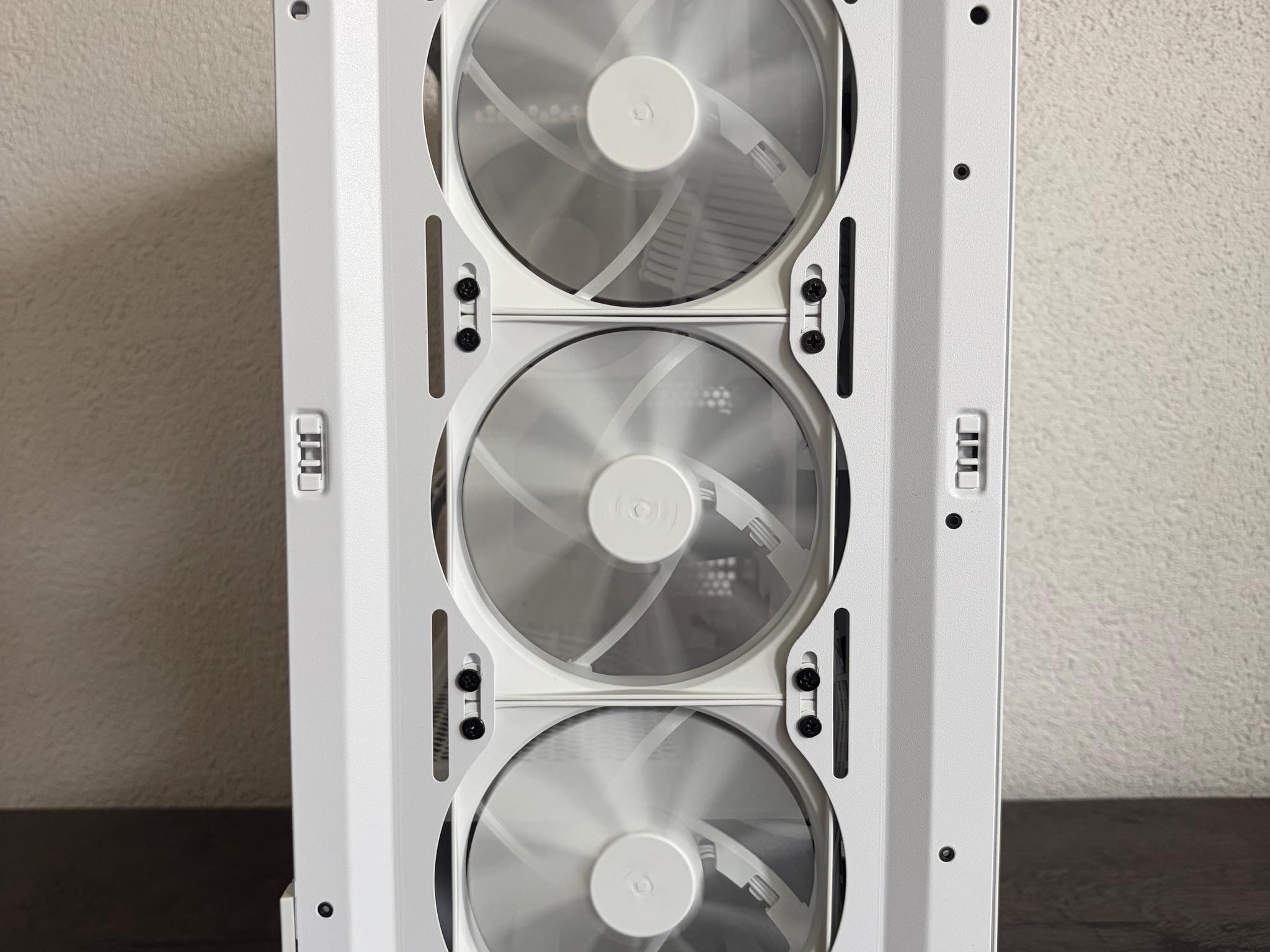 ❄️ Project Snowstorm ❄️ | RTX 5070 Ti | Ryzen 7 7800X3D | 32GB DDR5-7000 | 📶 Wi-Fi& Bluetooth Ready