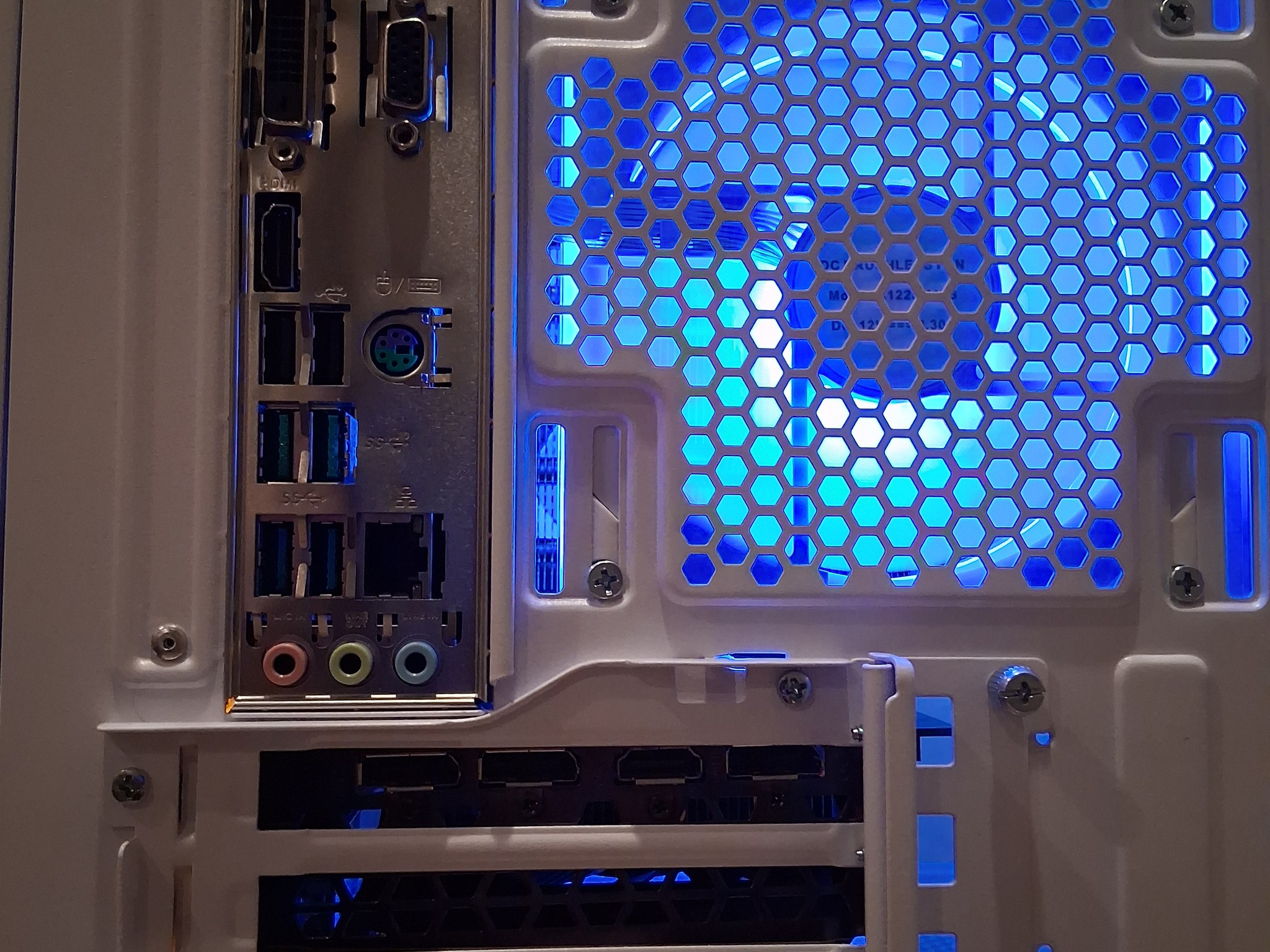 Ryzen 5 5500, GTX 1660, 16GB DDR4, 500GB NVMe Coustom Gaming Pc