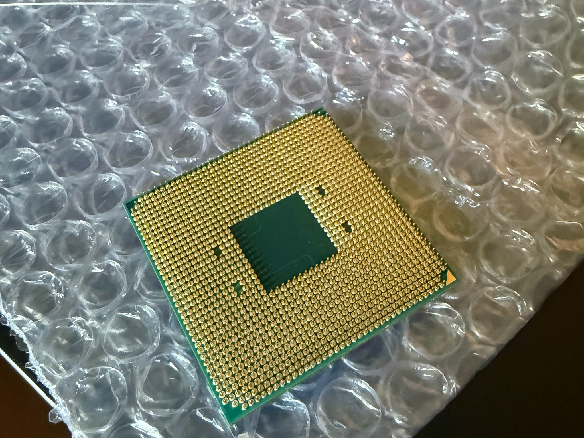 AMD Ryzen 5 3400G