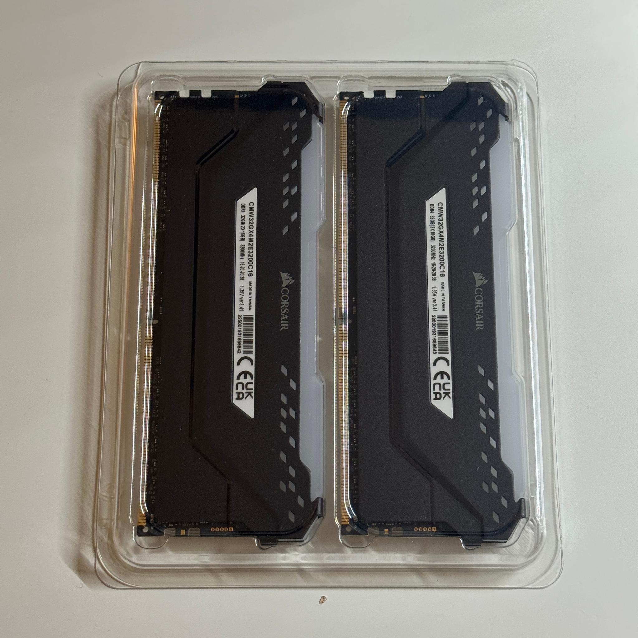 Corsair Vengeance RGB DDR4 32GB