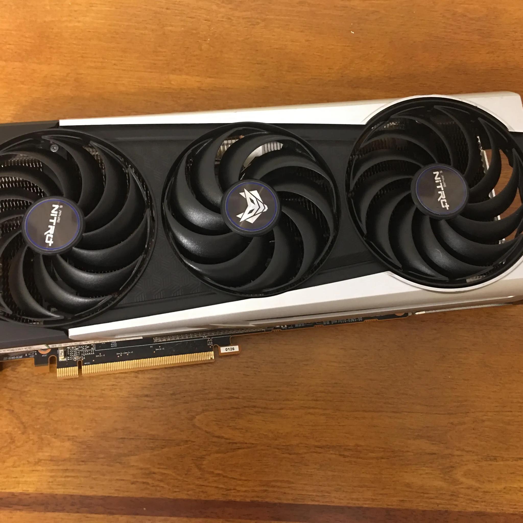 Sapphire Nitro RX 6700XT 12GB GPU