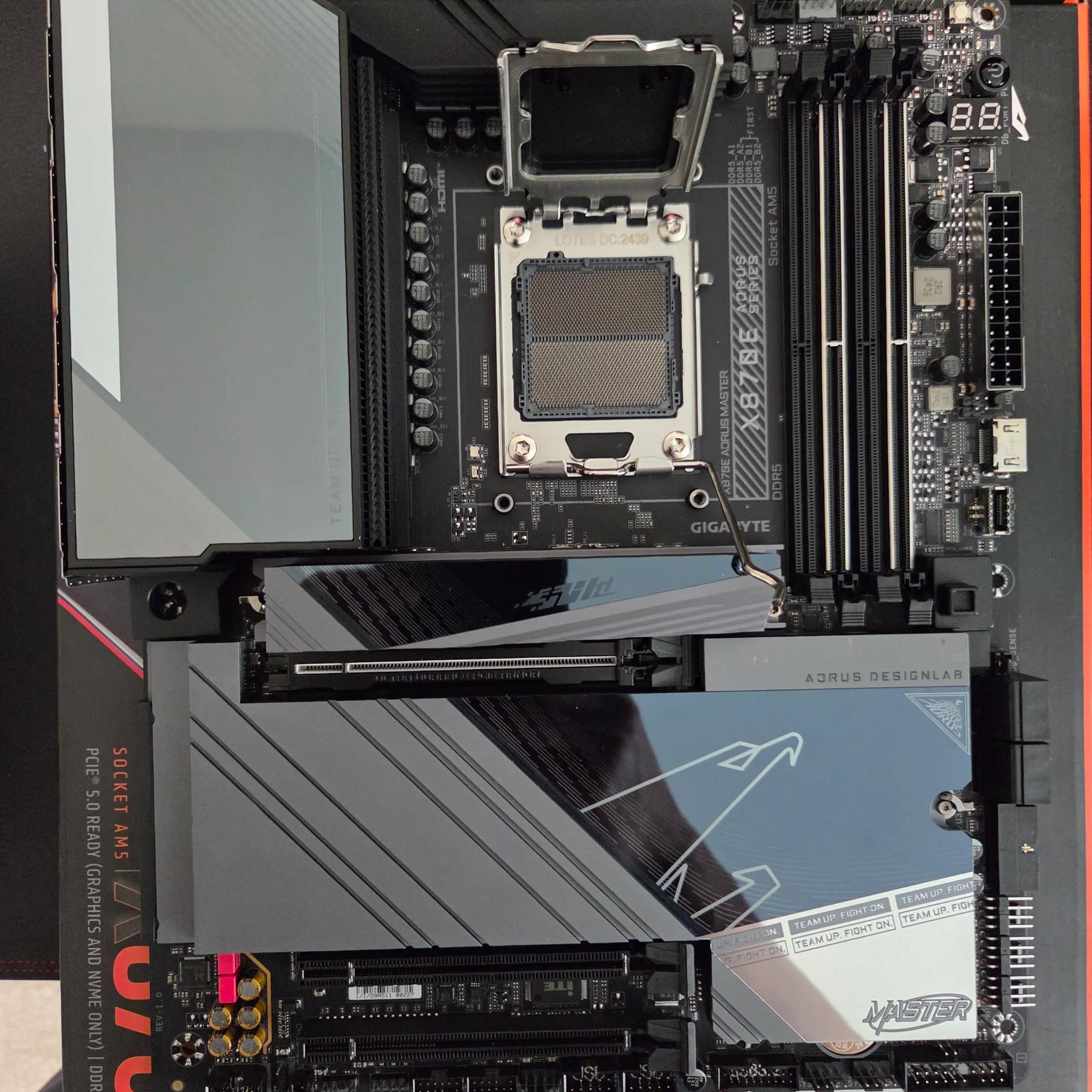 X870E Aorus Master