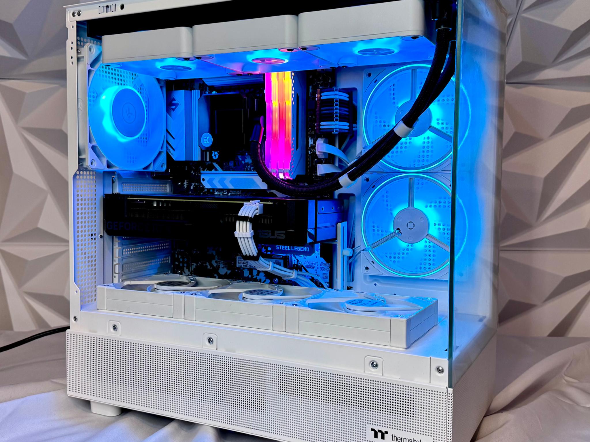 🌌🐰|High-end Gaming Pc| 12600kf, 4070, 32gb, 1tb, Wifi
