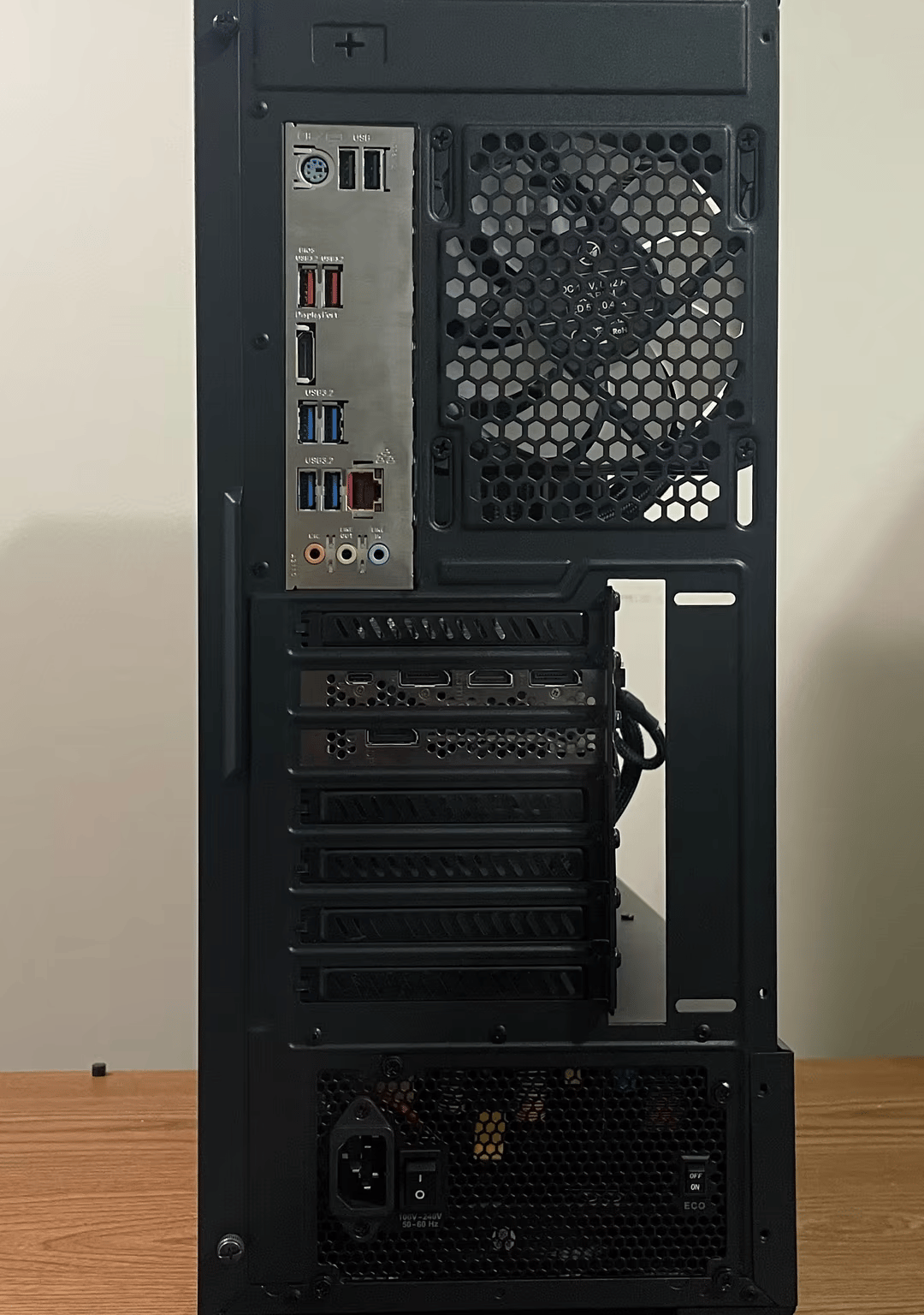 The Continental 🏨/ RTX 2070 Super 8GB, i5 10400 Gaming PC