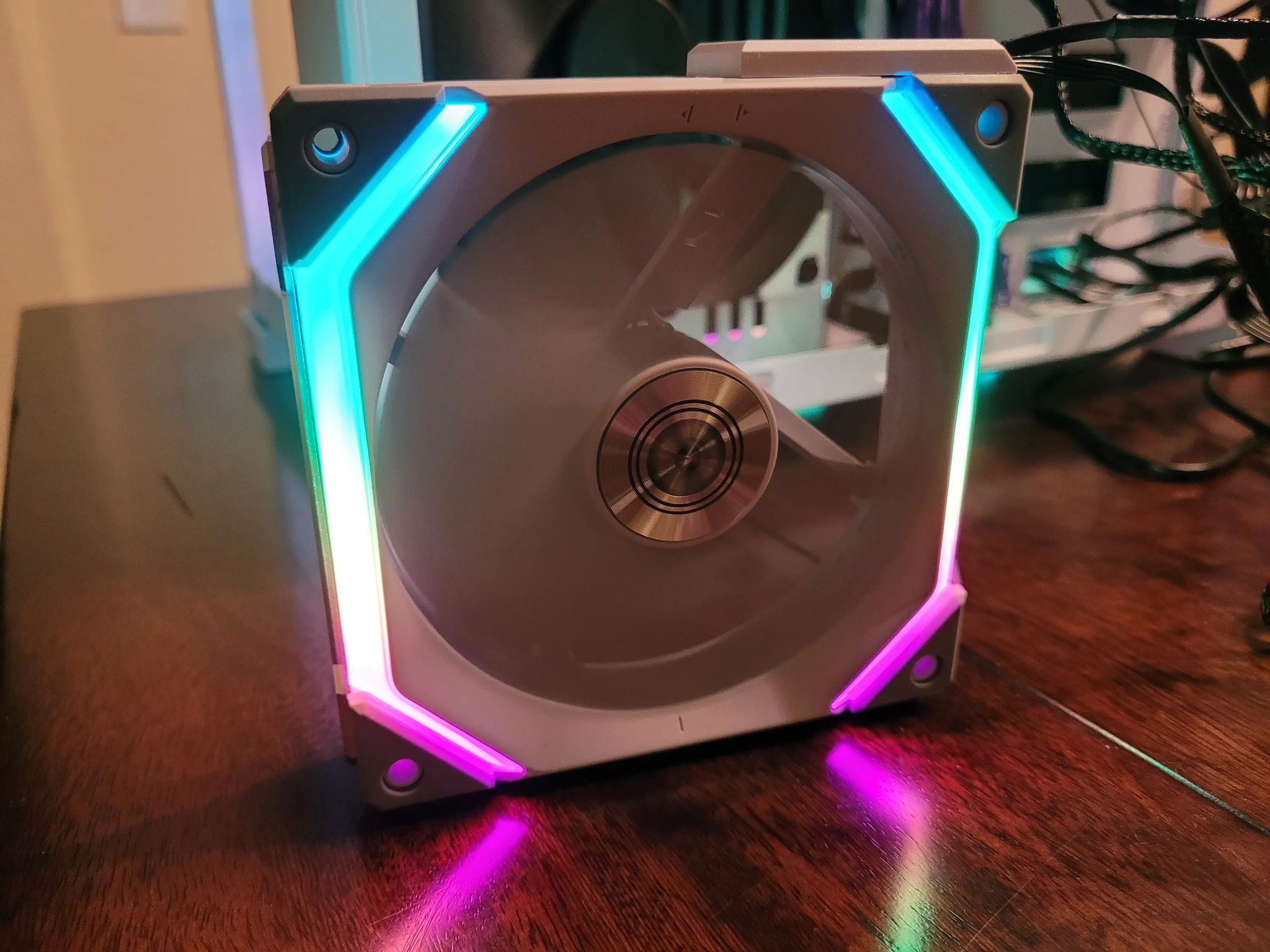 Lian Li UNI Fan SL120 (1-pack) (120mm)