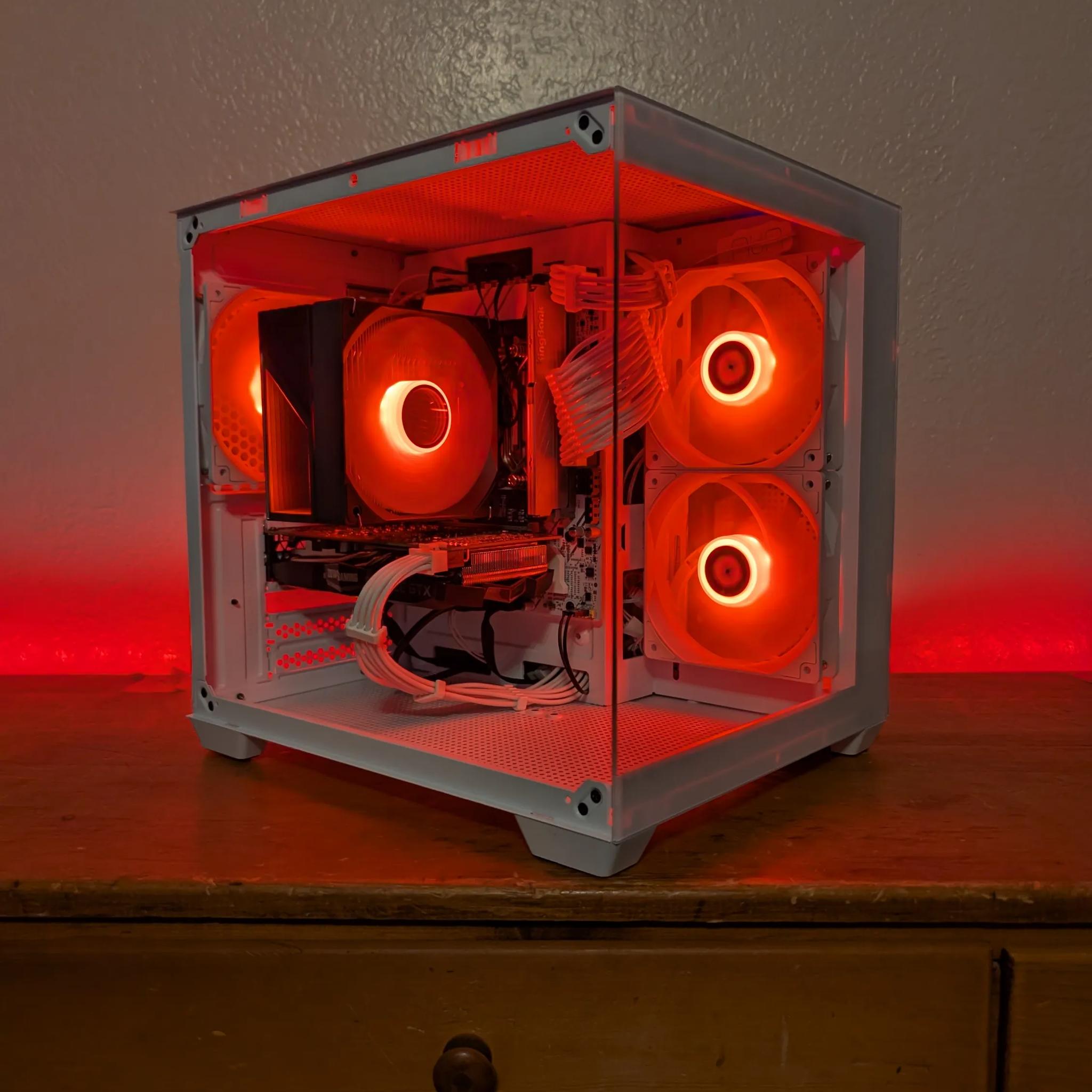 1660 Super, Ryzen 7 1700X Intel Equivalent, 16 GB RAM, 500 GB NVME SSD
