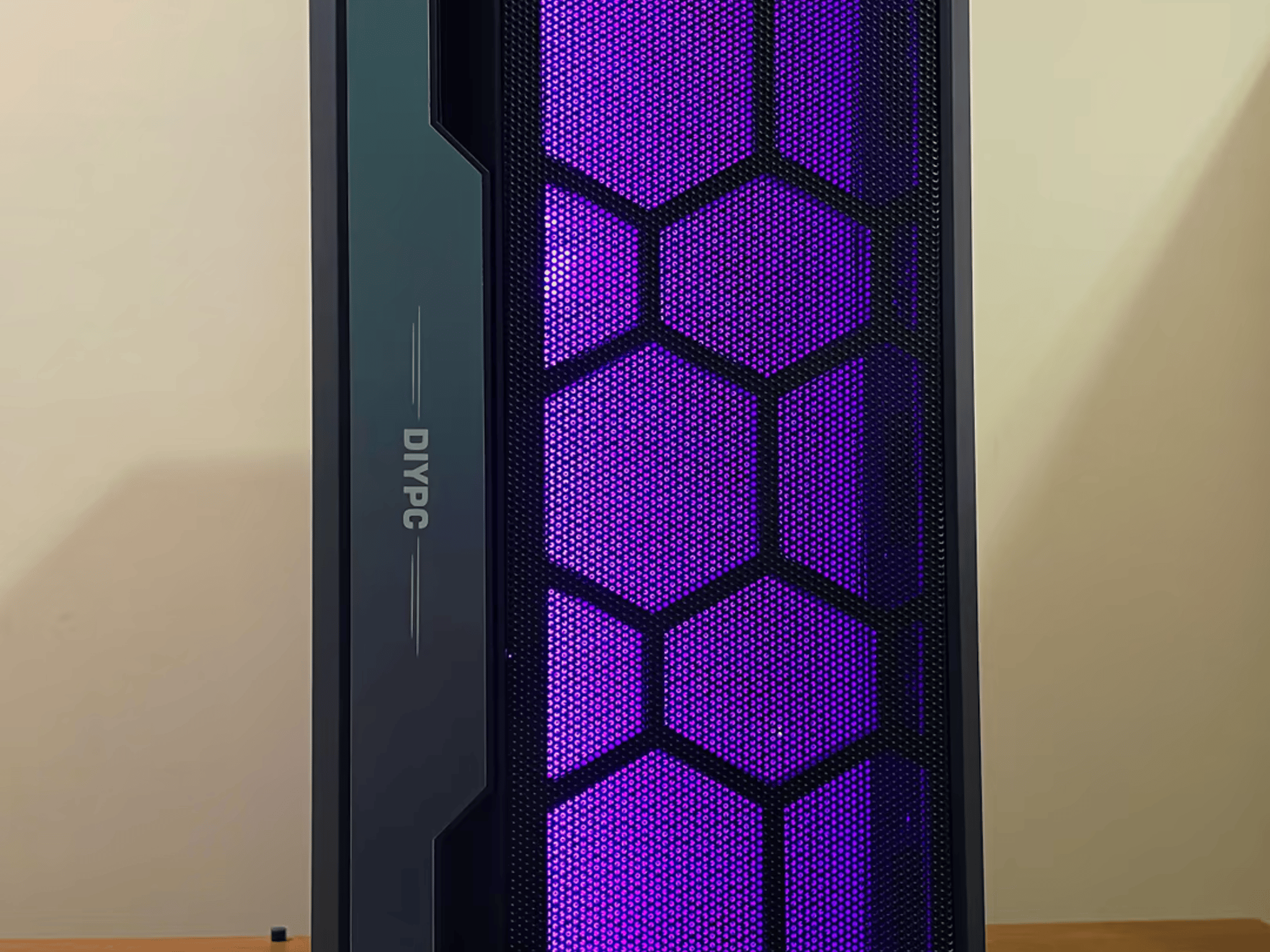 “Pathfinder” Intel Xeon 6-Cores, Rx 570 4GB