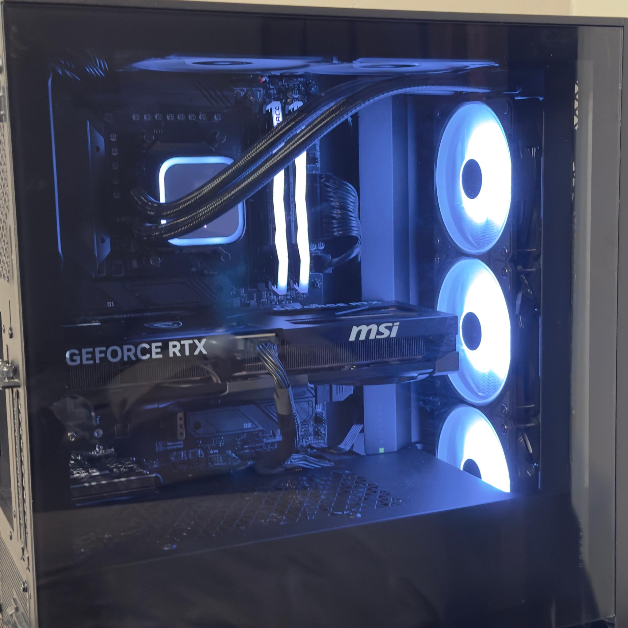 🥷 Stealth ⚫️ | NVIDIA RTX 5070 Ti 16GB | AMD Ryzen 7 9800X3D | 32GB DDR5 | MSI 360 AIO
