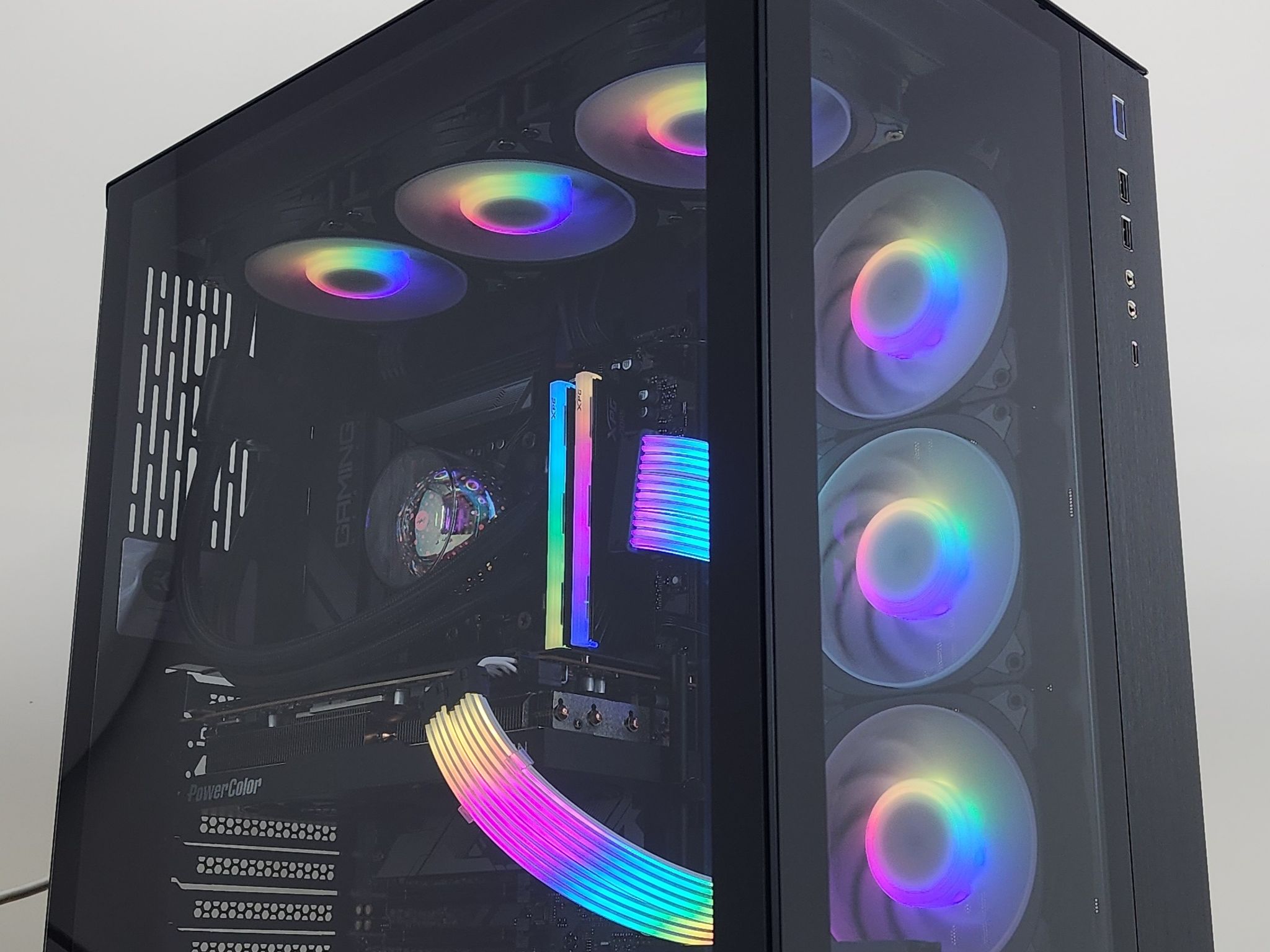 Gaming PC Ryzen 5 7600X3D 32GB RAM 2TB SSD RX 7800 XT 16GB Windows 11 Computer