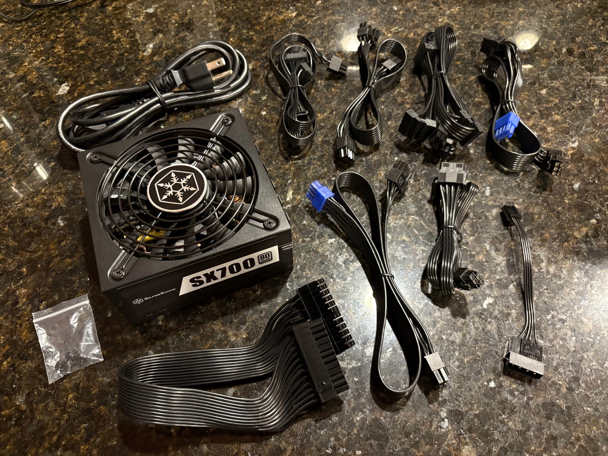 SilverStone 700W SFX-L Fully Modular Platinum Power Supply