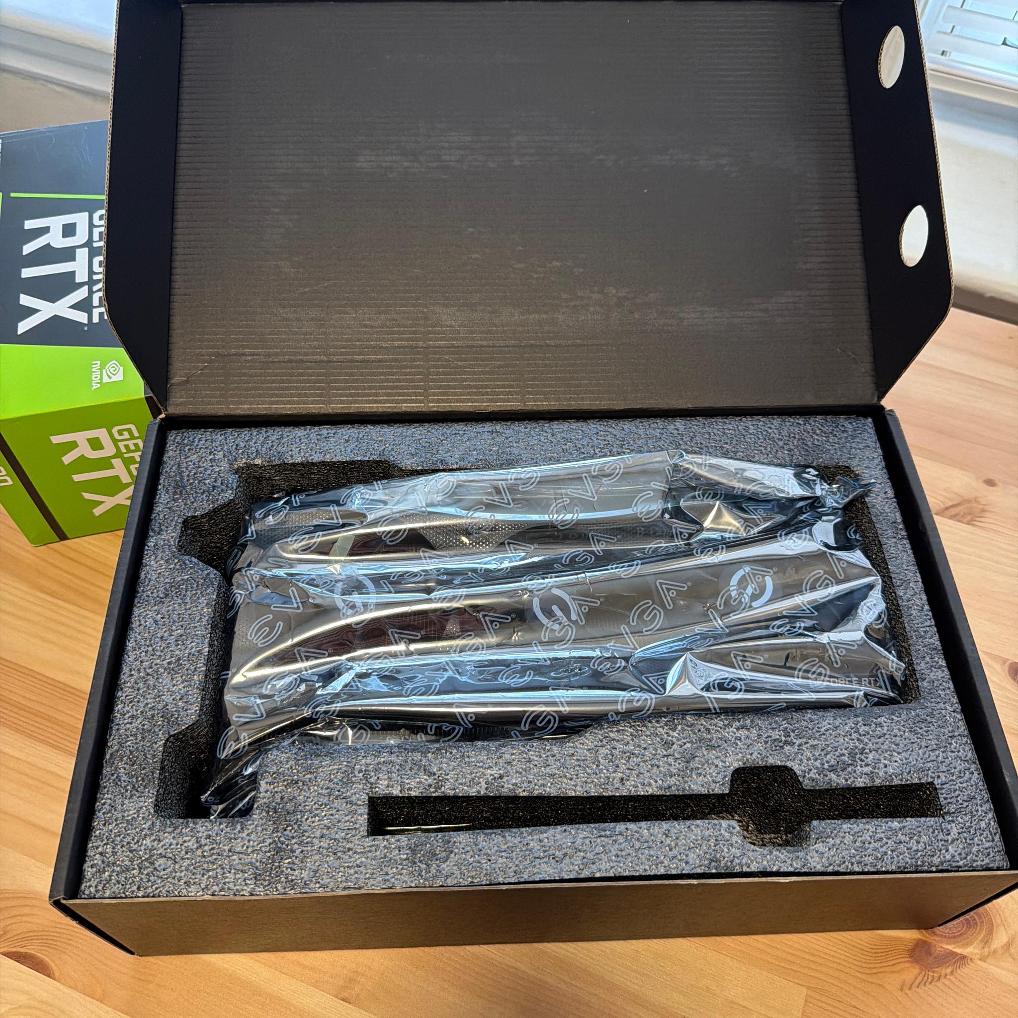 EVGA FTW3 ULTRA HYBRID GAMING GeForce RTX 3080 12GB