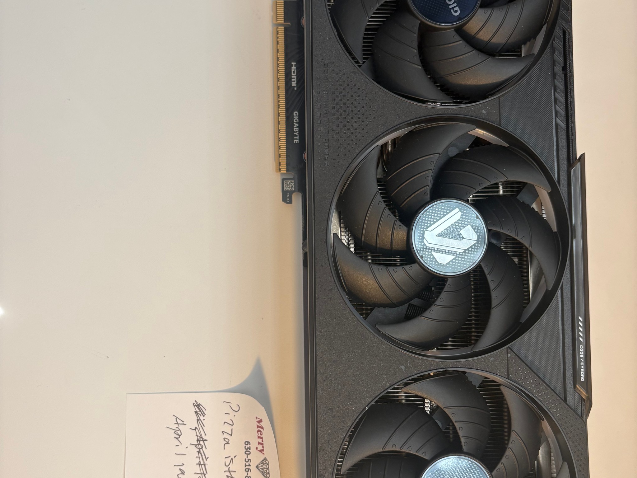 GIGABYTE GeForce RTX 5070 GAMING OC 12G