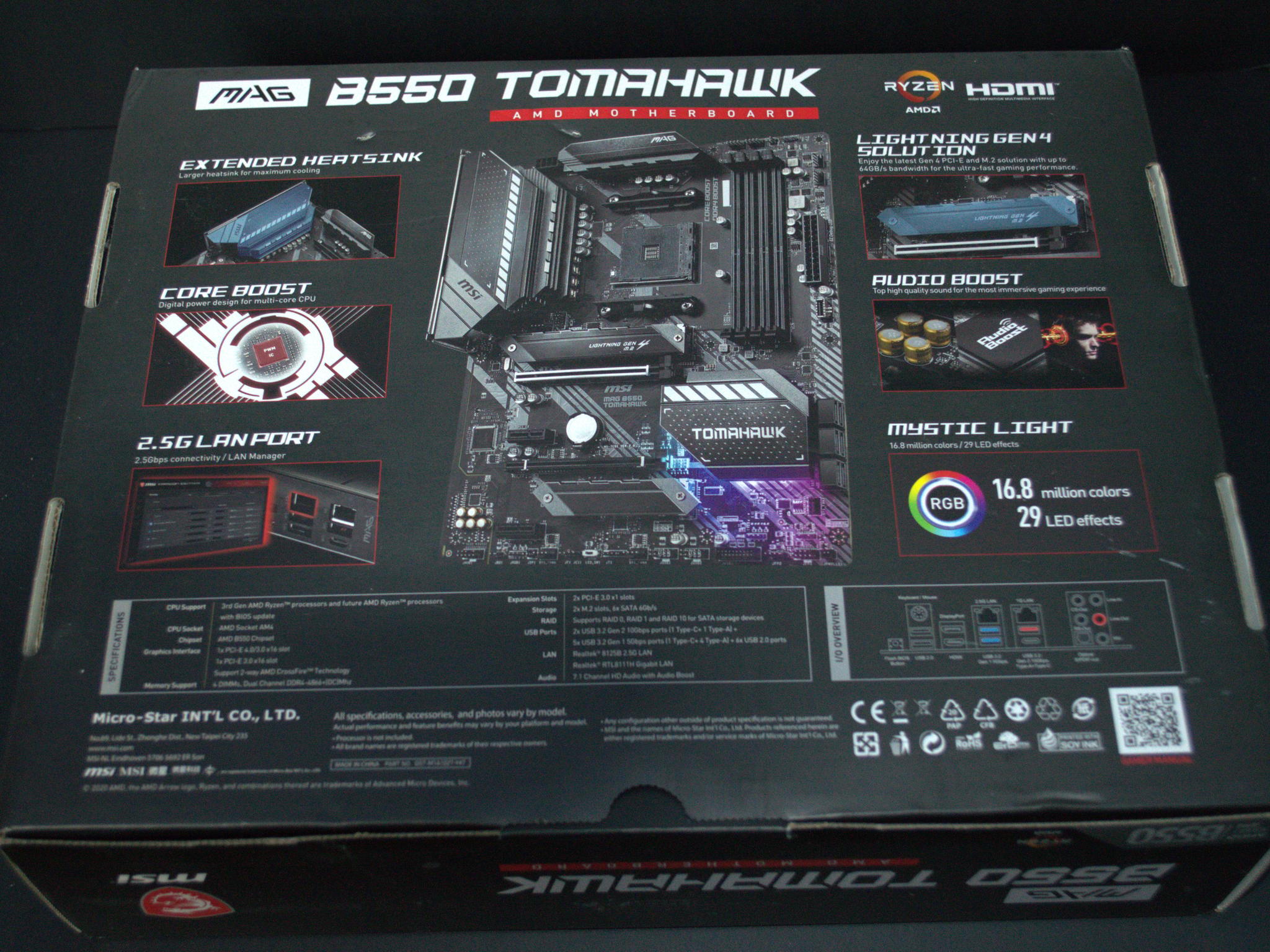 MSI MAG B550 TOMAHAWK - Image 4