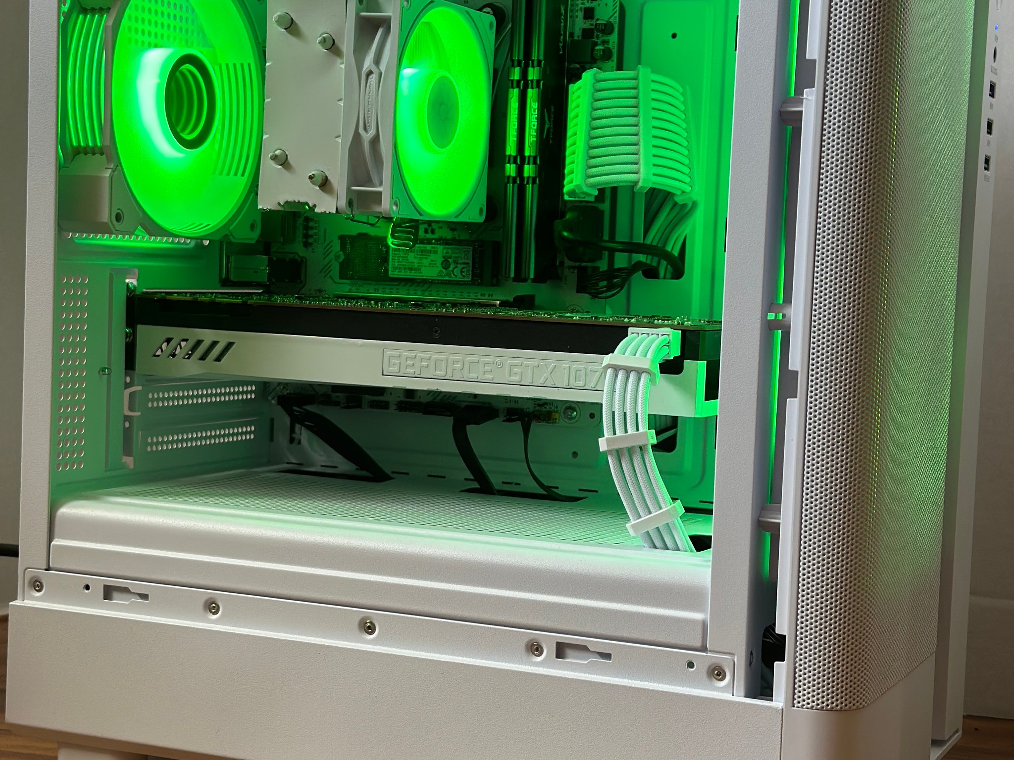 GTX 1070 | Ryzen 5 3600 | 16GB DDR4 | 1.12TB | Win 11 | Office 2024 | WiFi + BT | Custom Gaming PC