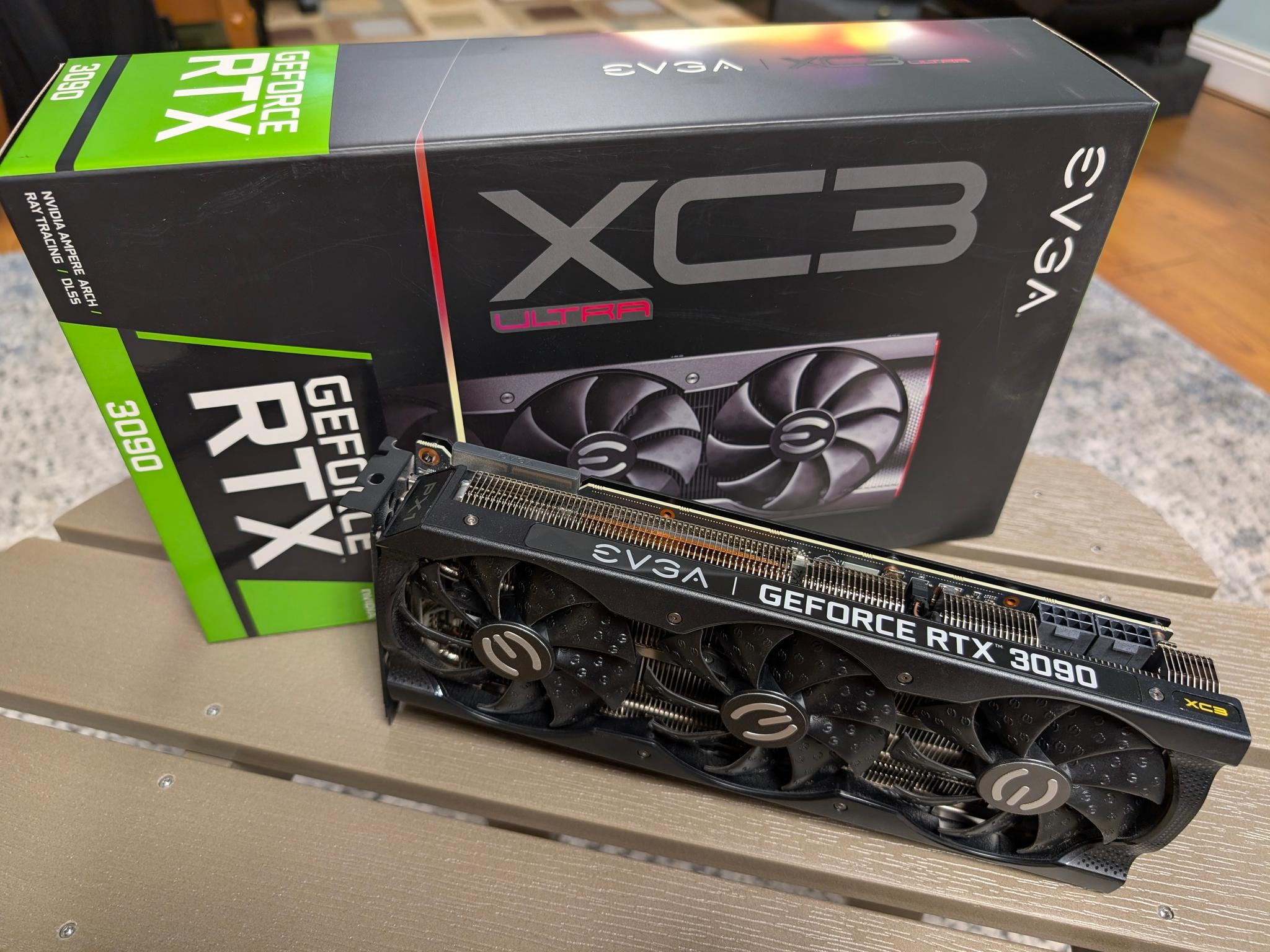 EVGA GeForce RTX 3090 XC3 ULTRA GAMING