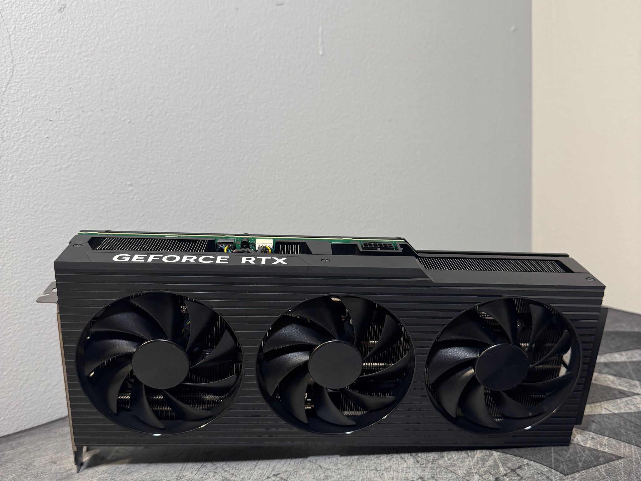 Dell (Alienware) RTX 4090 OEM Compact Form