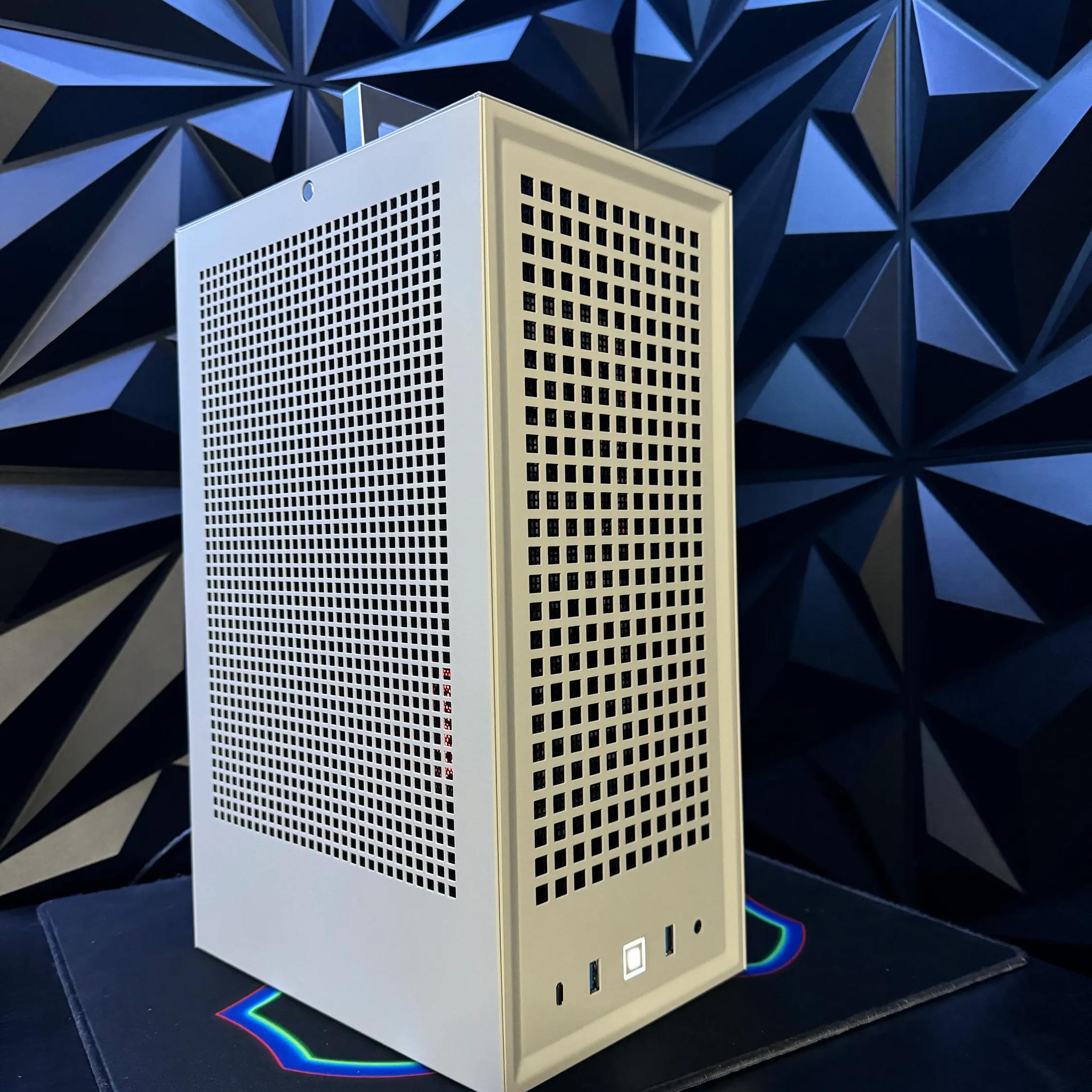 ⚡🏢🏃Power Tower GO⚡🏢🏃 Intel i9| GTX 1080Ti | 32 GB DDR4| 1 TB NVME| 4 TB HDD|