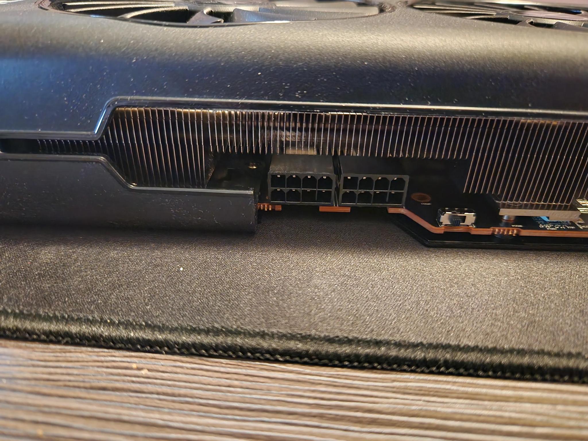 Radeon RX 6800 - XFX Speedster SWFT319 - Lightly Used - Card Only