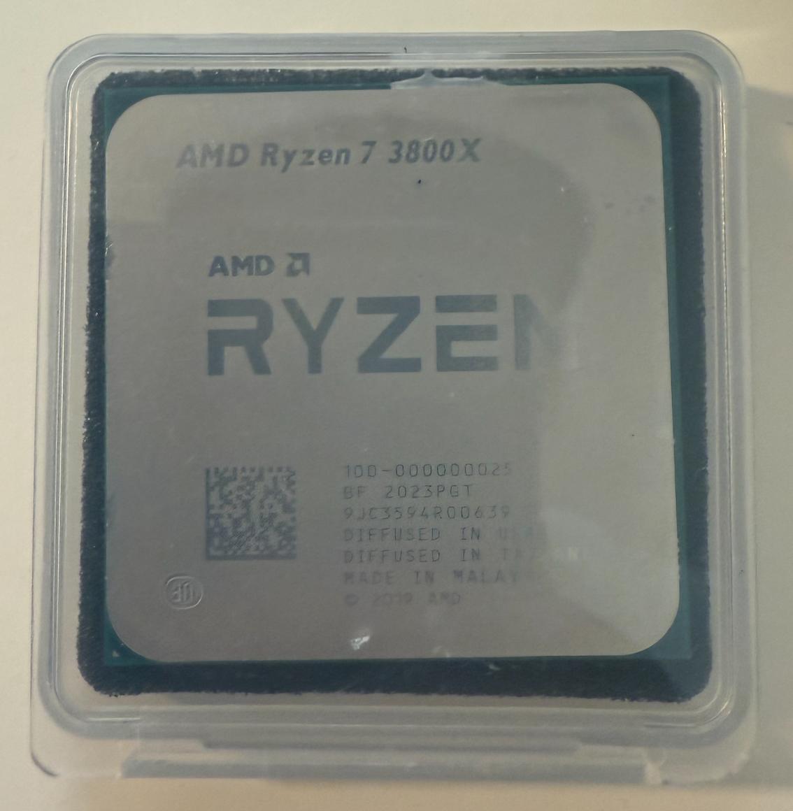 AMD Ryzen 7 3800X 3.9 GHz 8-Core Processor