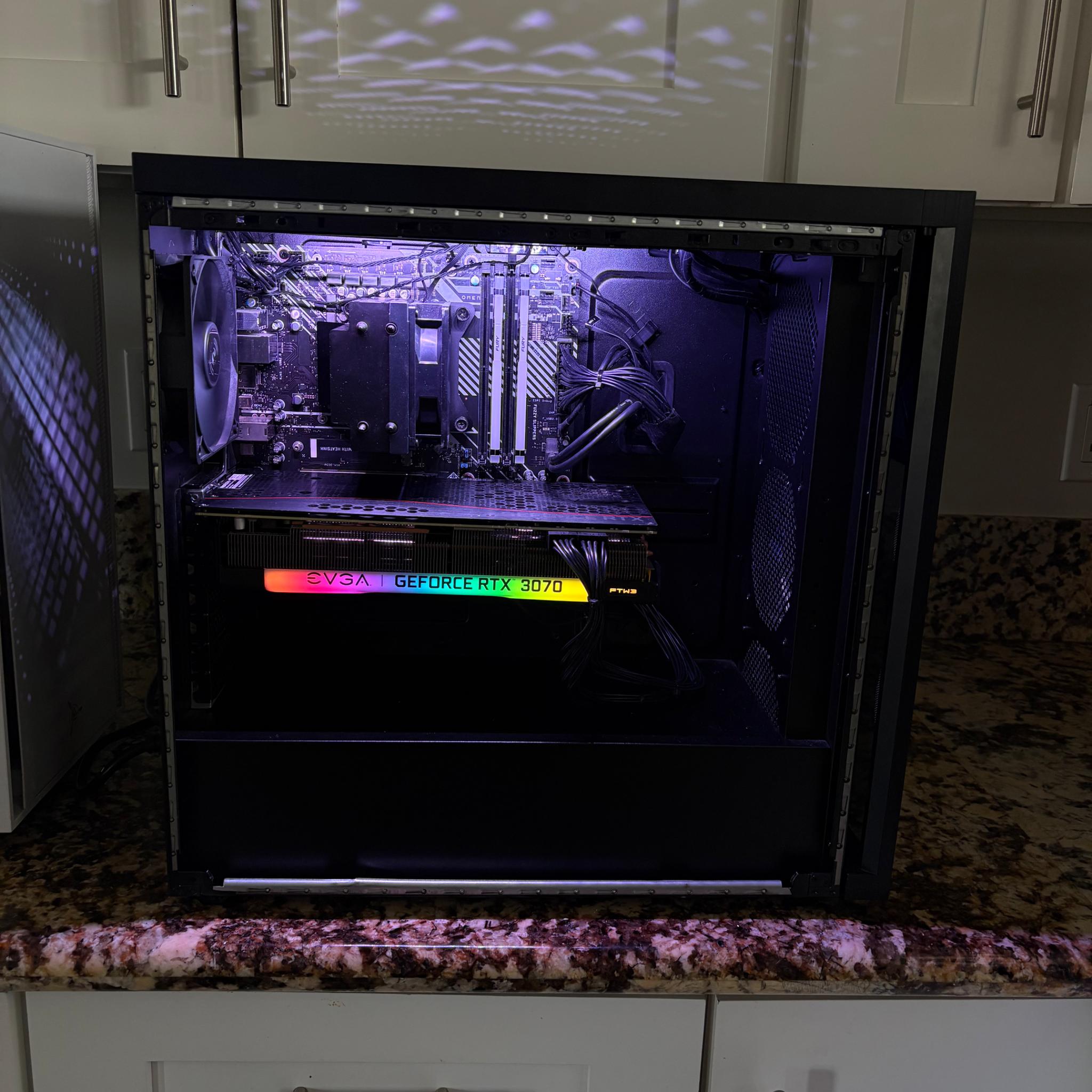 Gaming pc rtx 3070 FTW3 ryzen 5 7600