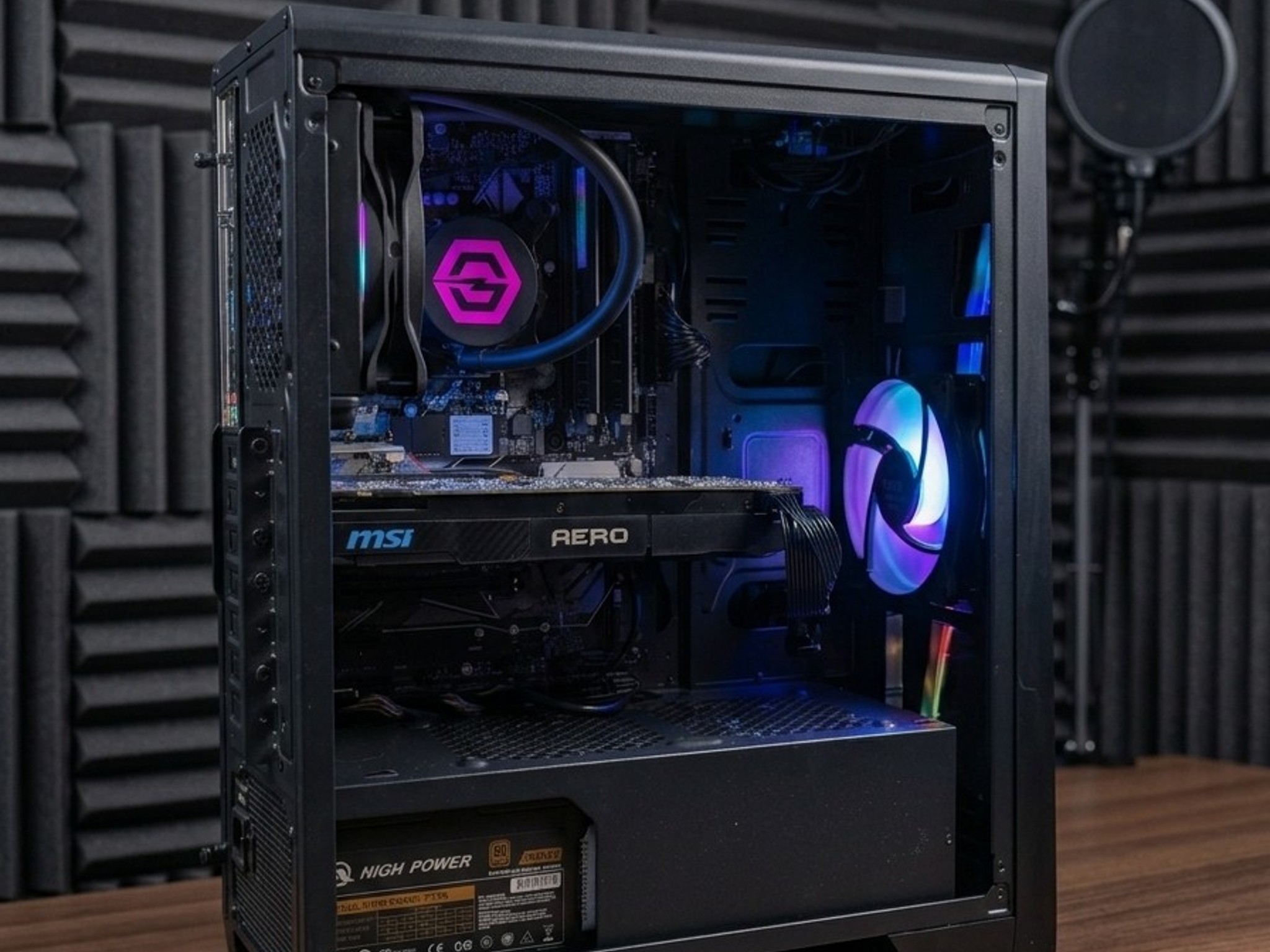 GAMING PC/GTX 1070Ti/8700K/16GB/512GB SSD/WIFI&BT