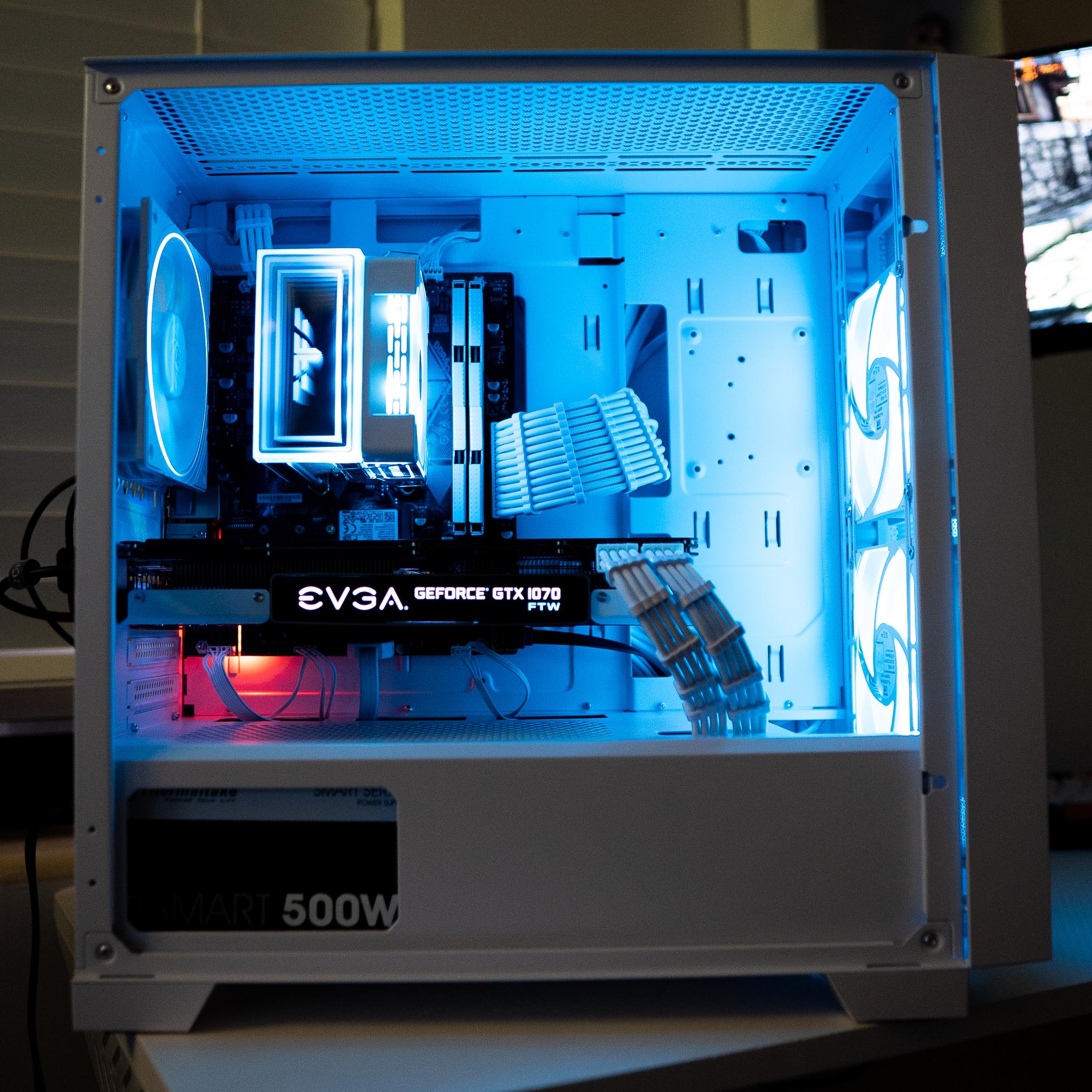 ❄️🌨 | GTX 1070 8GB FTW | RYZEN 5 3500X | 16GB DDR4 RAM | 256GB NVME + 2TB HDD | Arctic Freeze 2.0