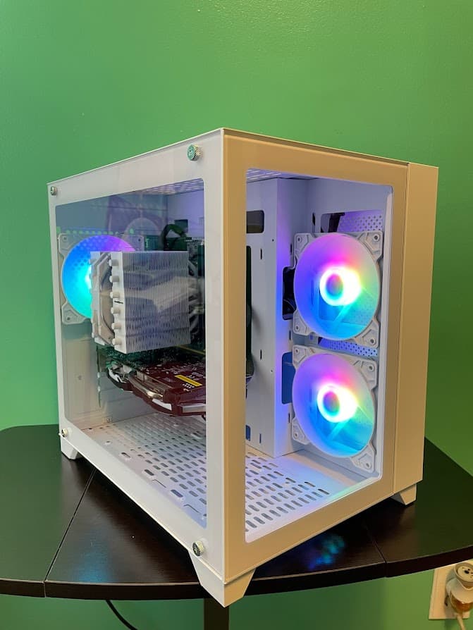 SLEEK WHITE Gaming PC| Intel i5 / AMD RX470 / 8GB / 256GB SSD WIN 10 PRO