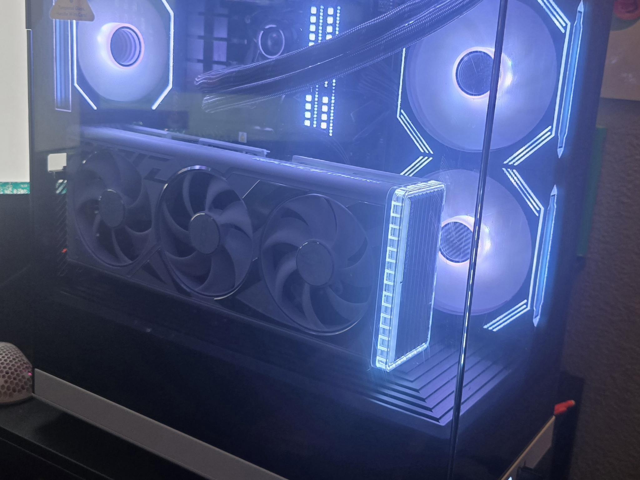 WHITE AND BLACK 4K/1440P POWERFUL GAMING/STREAMING PC:4080, 7800X3D, 2TB 980 PRO, 32GB DOMINATOR RAM