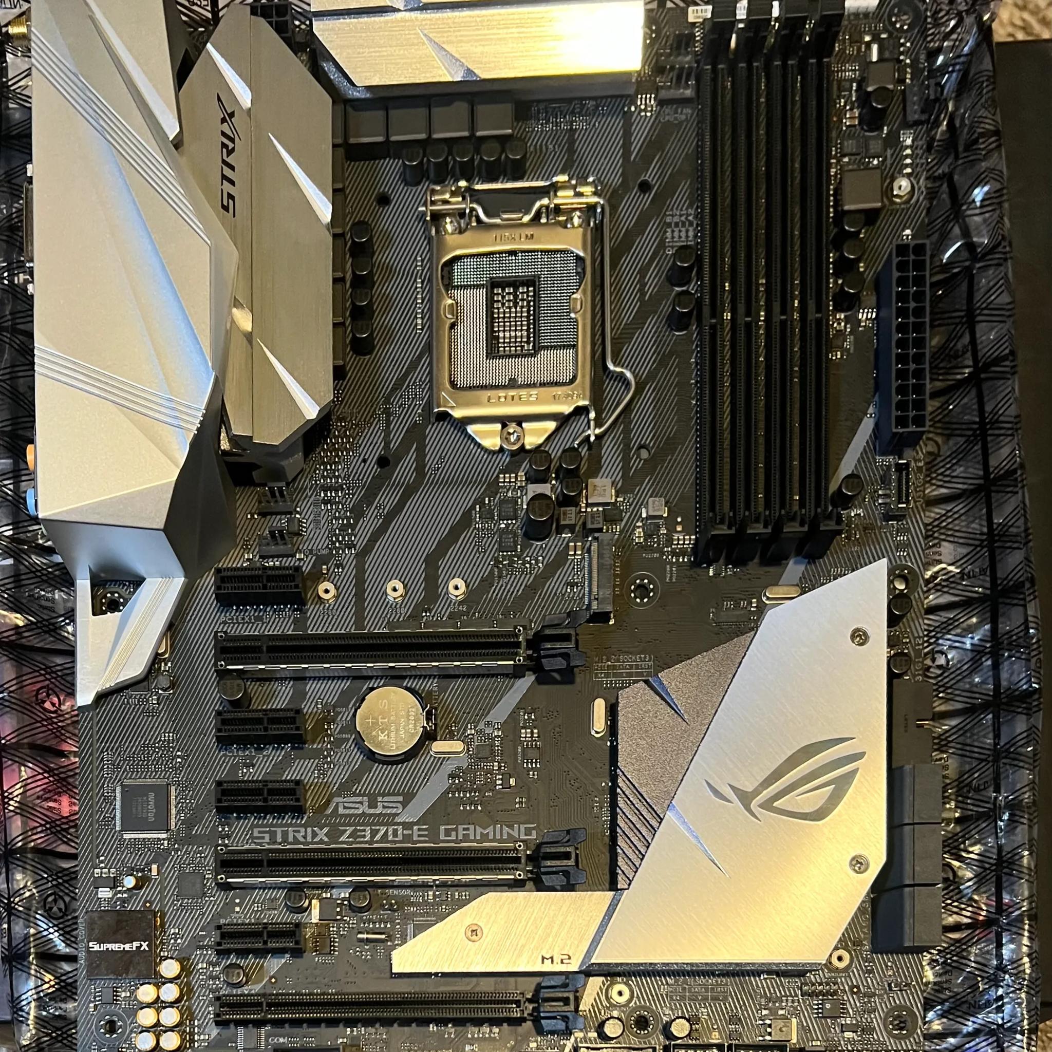 ASUS ROG Strix Z370-E Gaming LGA 1151 (300 Series) Intel Z370 ATX Intel Motherboard