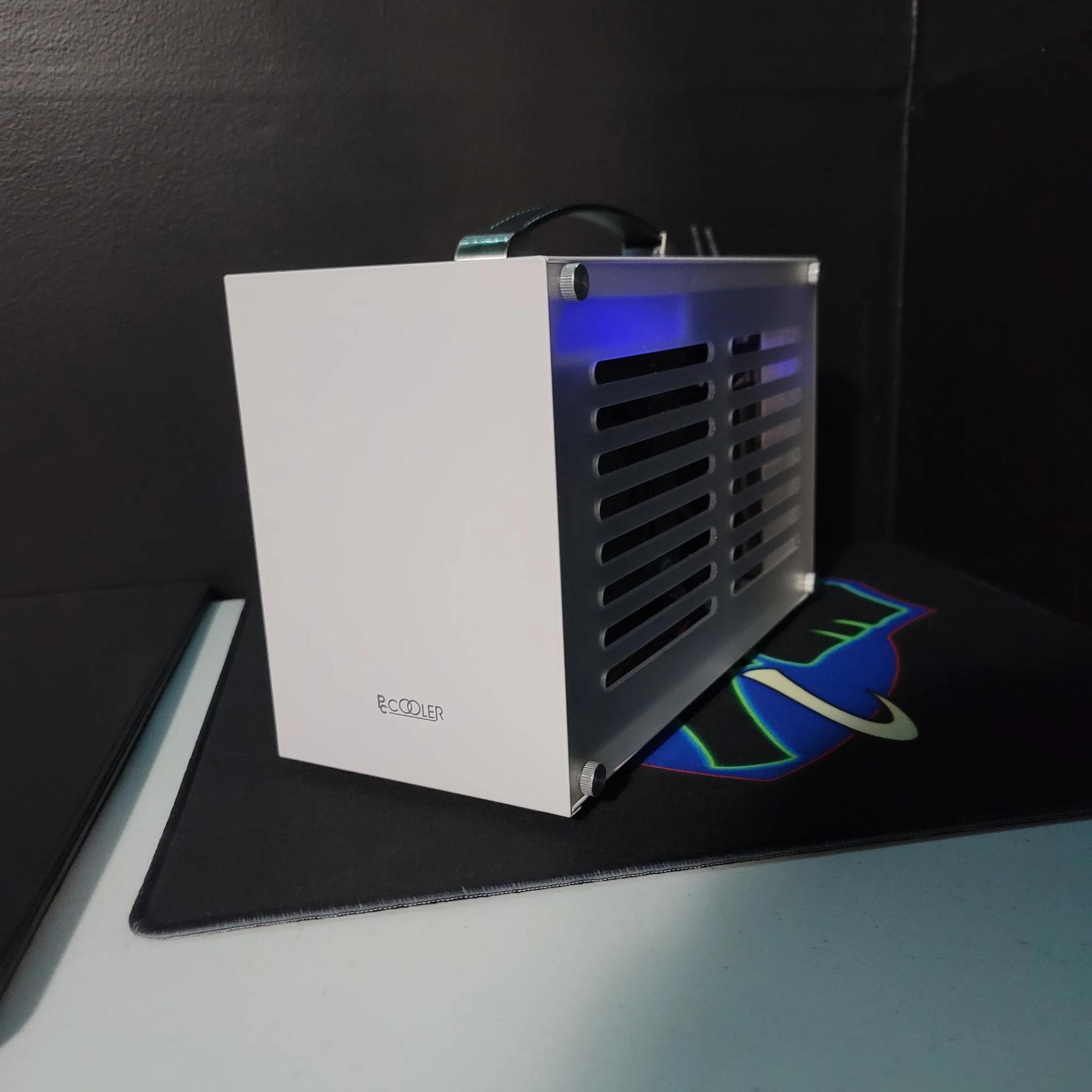 Tiny Tusker Build 1057 i5 5700XT