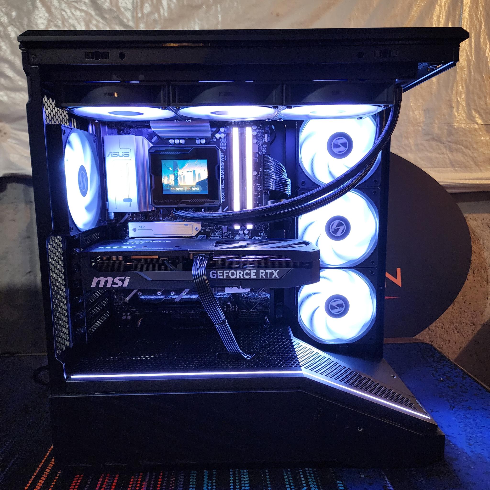 RTX 5080 / Ryzen 7 9800X3D / 32GB DDR5 RAM / 2TB NVMe