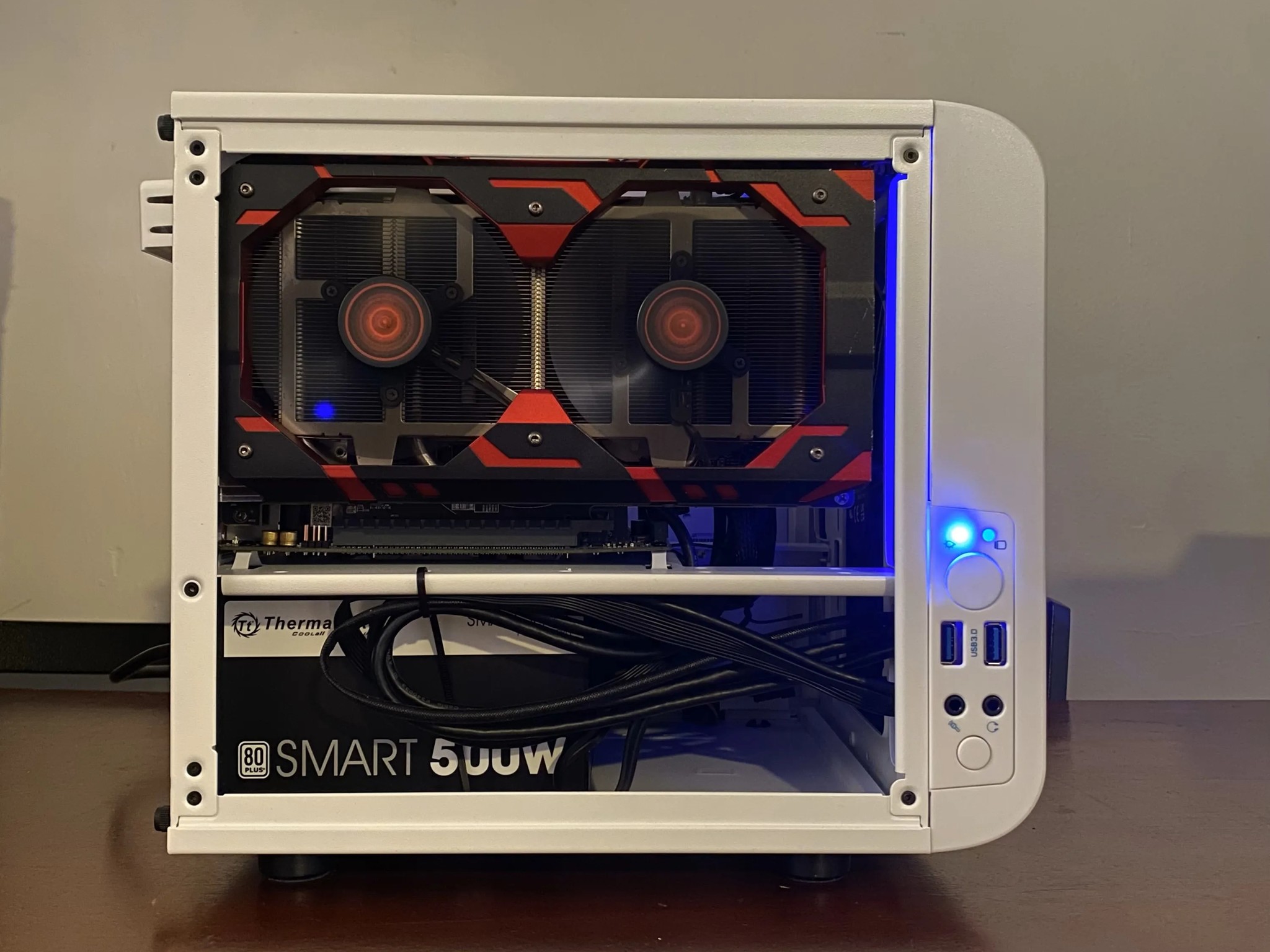 Small Form Factor White Gaming Pc