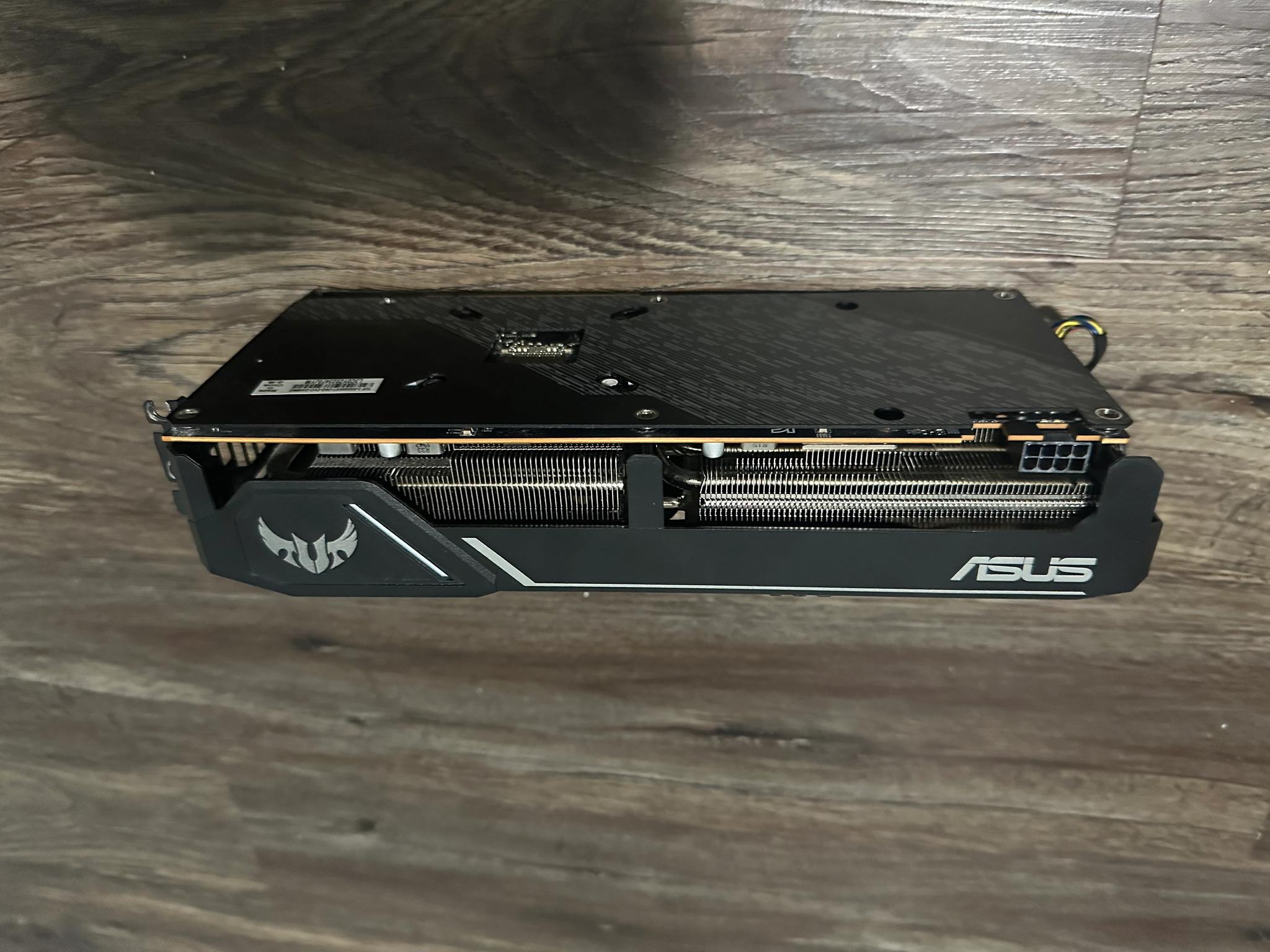 Asus TUF Radeon RX 5600xt