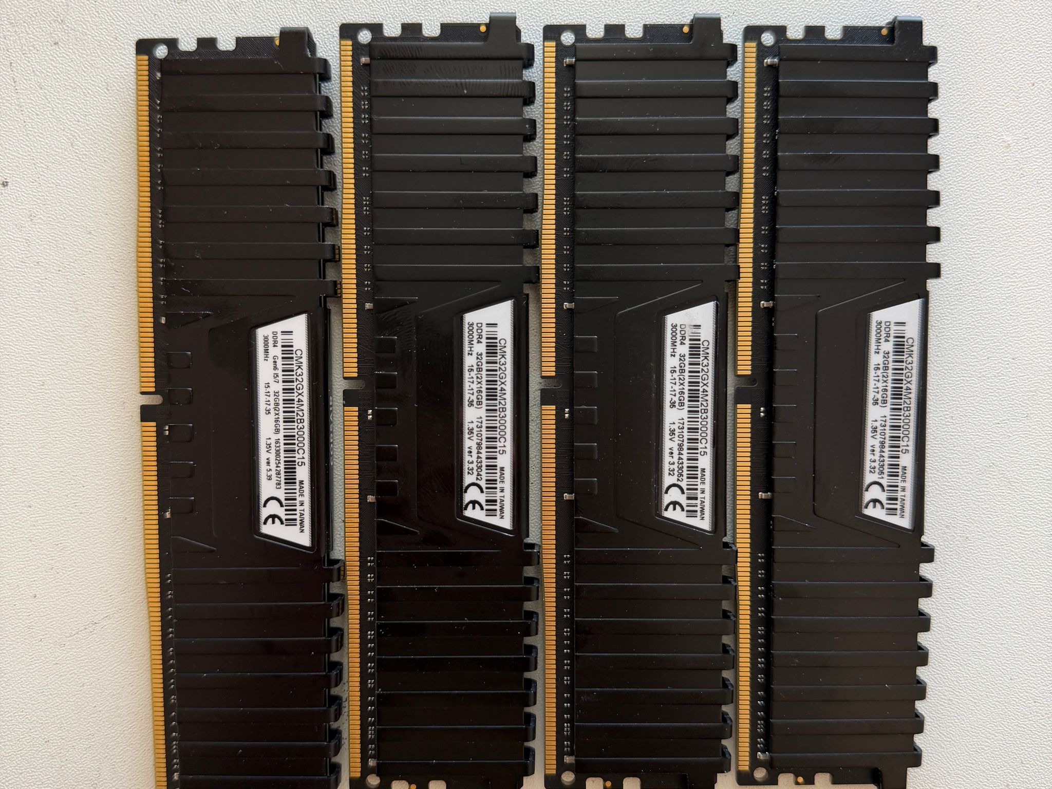 Corsair Vengeance LPX 64GB (4x16GB) DDR4 3000MHz CL15 RAM