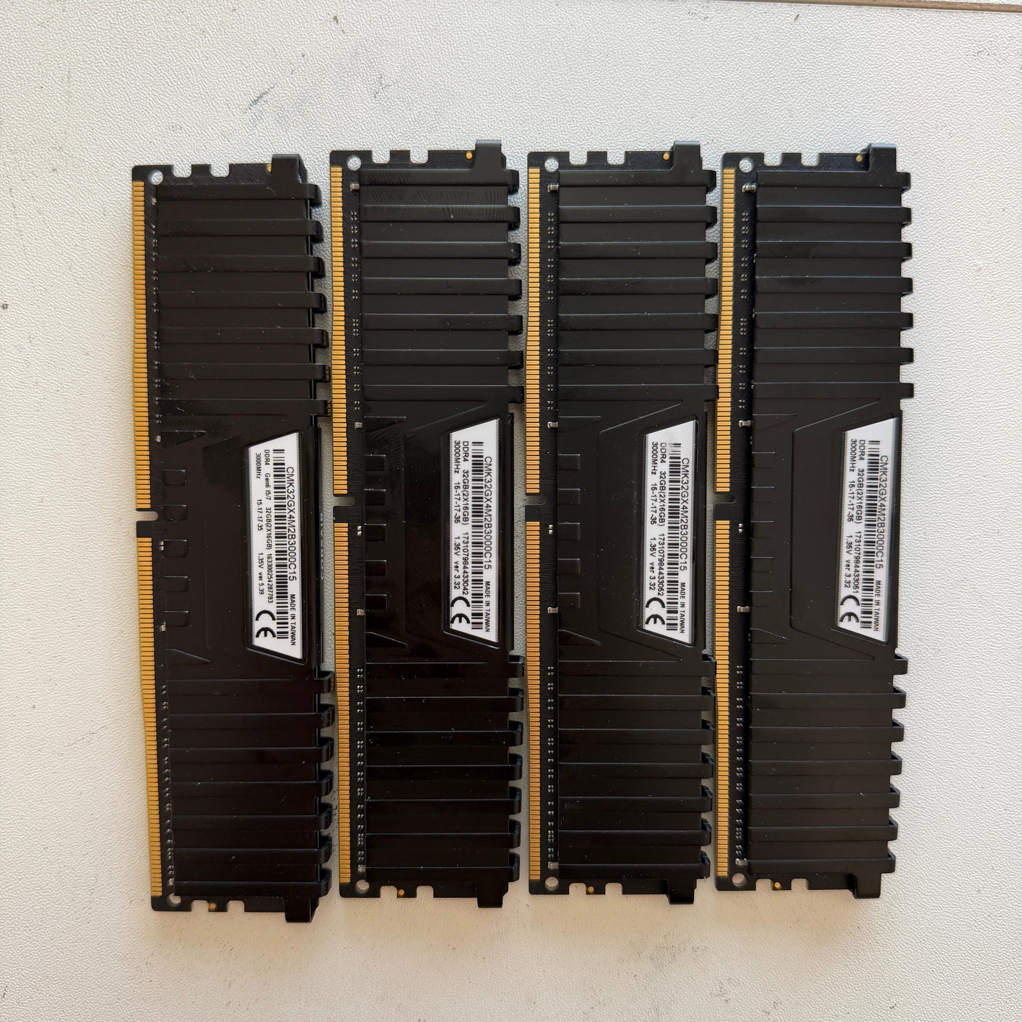 Corsair Vengeance LPX 64GB (4x16GB) DDR4 3000MHz CL15 RAM