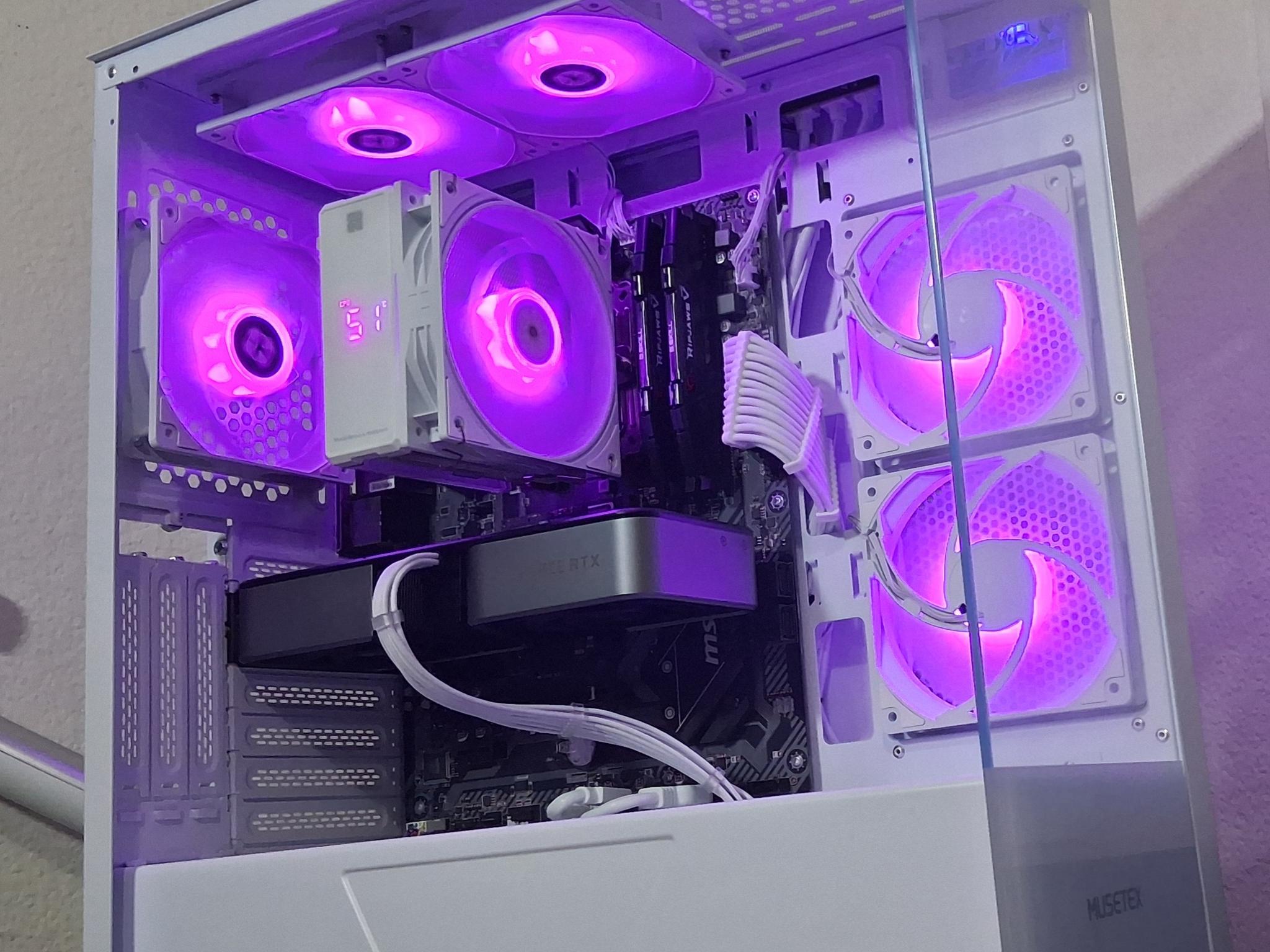 UDGX Signature Series – Ryzen 7 + RTX 3070 FE | White ARGB | Windows 11 Ready