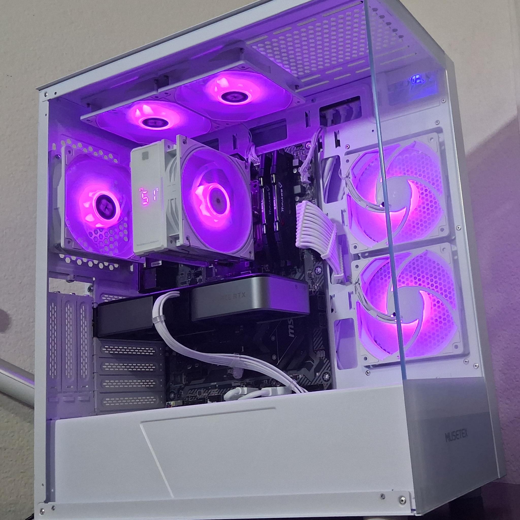 UDGX Signature Series – Ryzen 7 + RTX 3070 FE | White ARGB | Windows 11 Ready