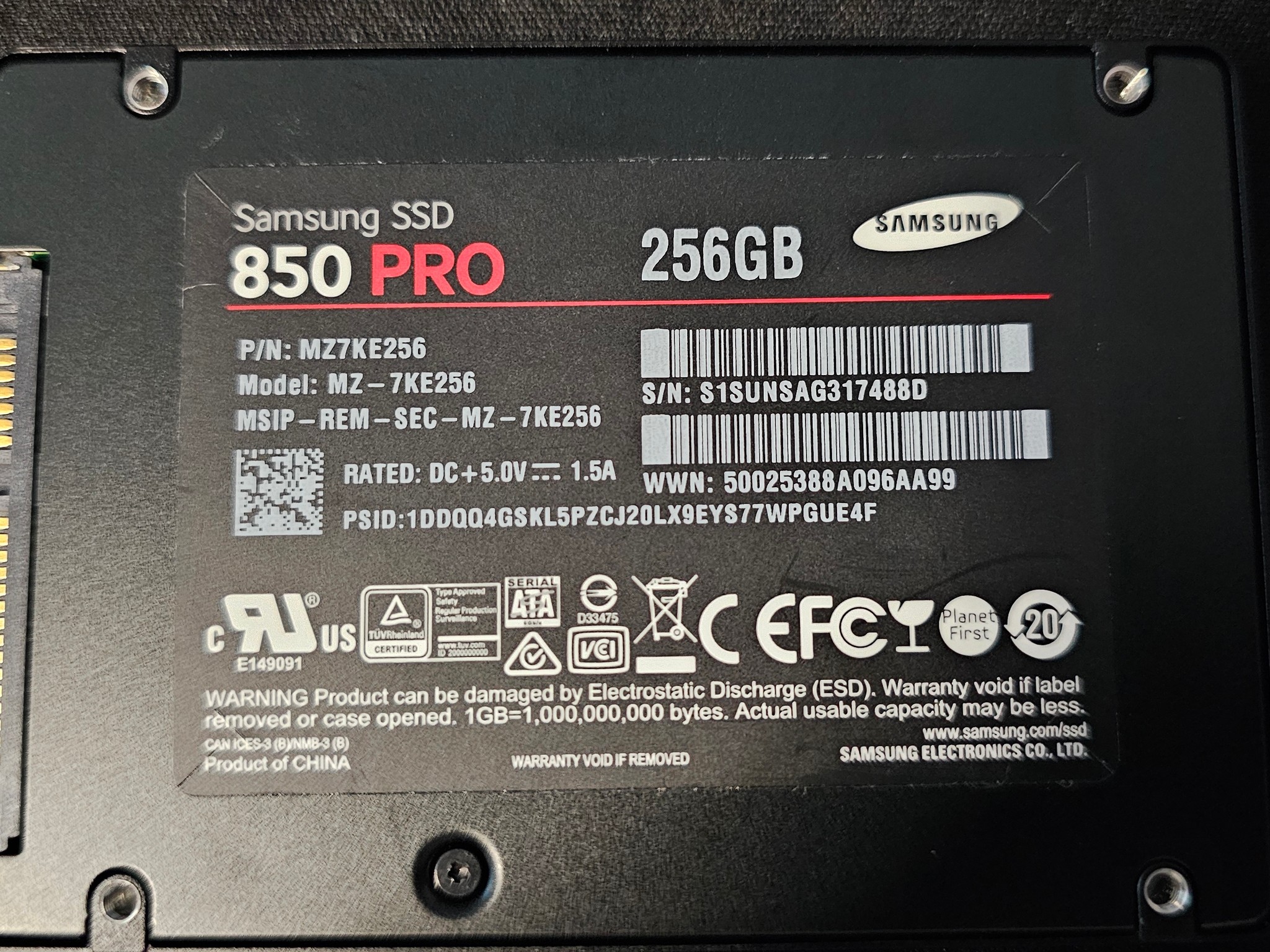 Samsung 850 PRO 256GB SATAIII 2.5"x7mm SSD