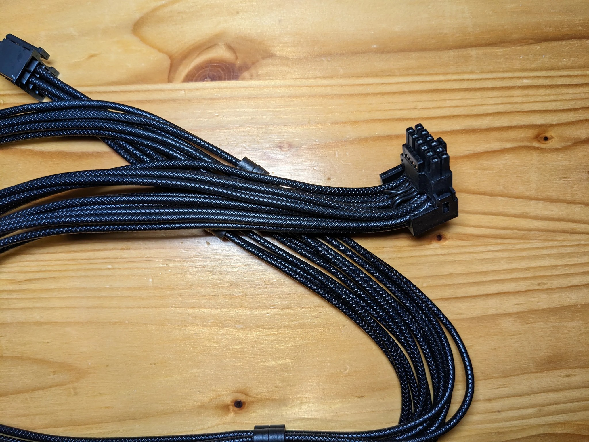 90 degree 12VHPWR adapter for Corsair power supplies
