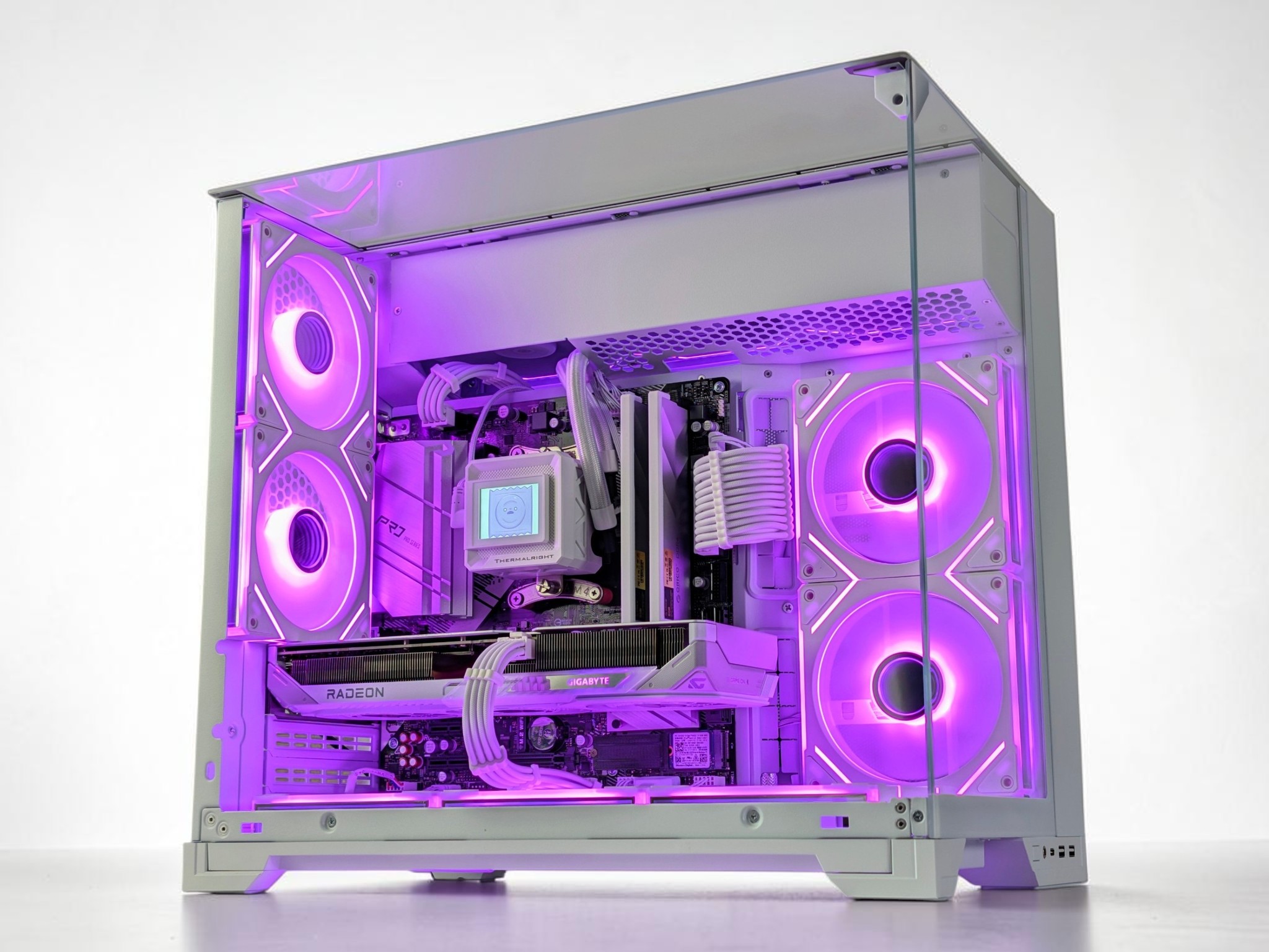 🤍🏔️Alaska🏔️❄️Gaming PC❄️AMD RX 9060 XT 16GB❄️AMD Ryzen 7 5800X 8 core❄️32GB DDR4❄️1TB SSD