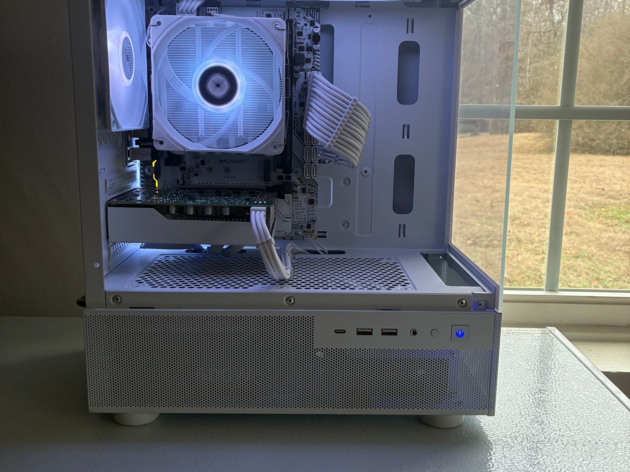 White Gaming PC | 1660 Super | Xeon E5-2660 V4 | 32GB DDR4 RAM | 512GB Storage | 500W PSU