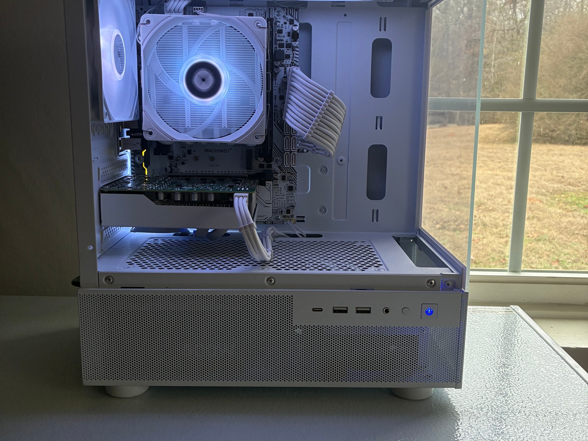 White Gaming PC | 1660 Super | Xeon E5-2660 V4 | 32GB DDR4 RAM | 512GB Storage | 500W PSU