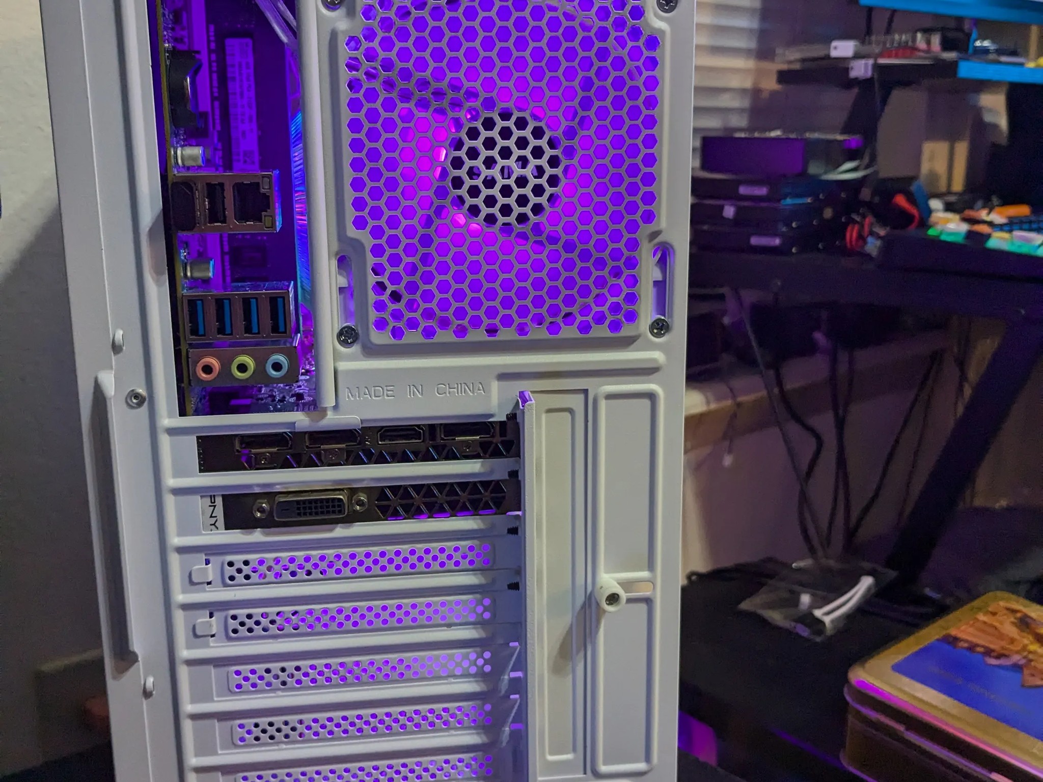 10 Core Xeon, 16GB DDR4, GTX 1060 6GB, 512GB SSD, 500W PSU, RGB, Win10