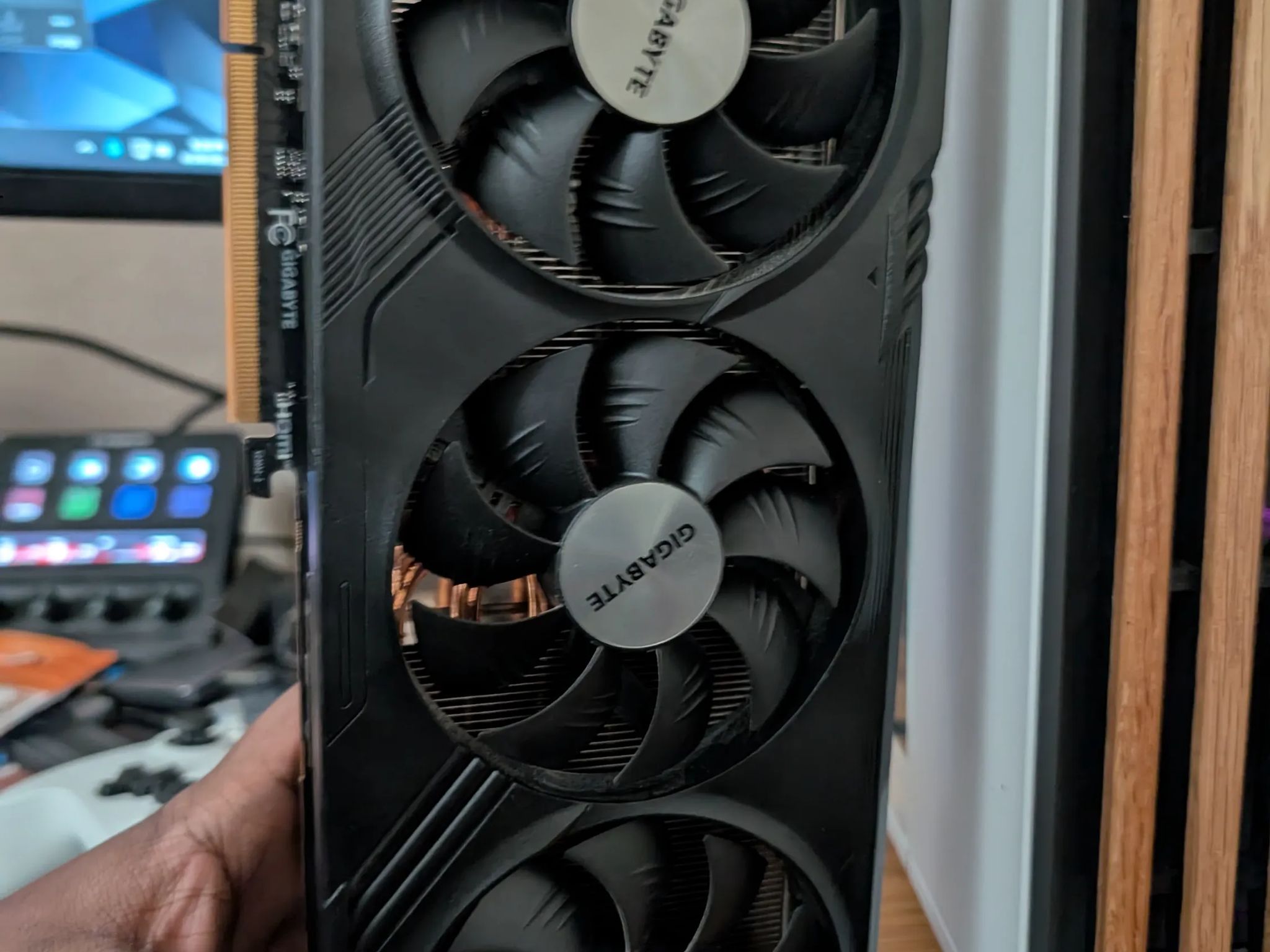 GIGABYTE Radeon RX 7800 XT GAMING OC 16G -USED-