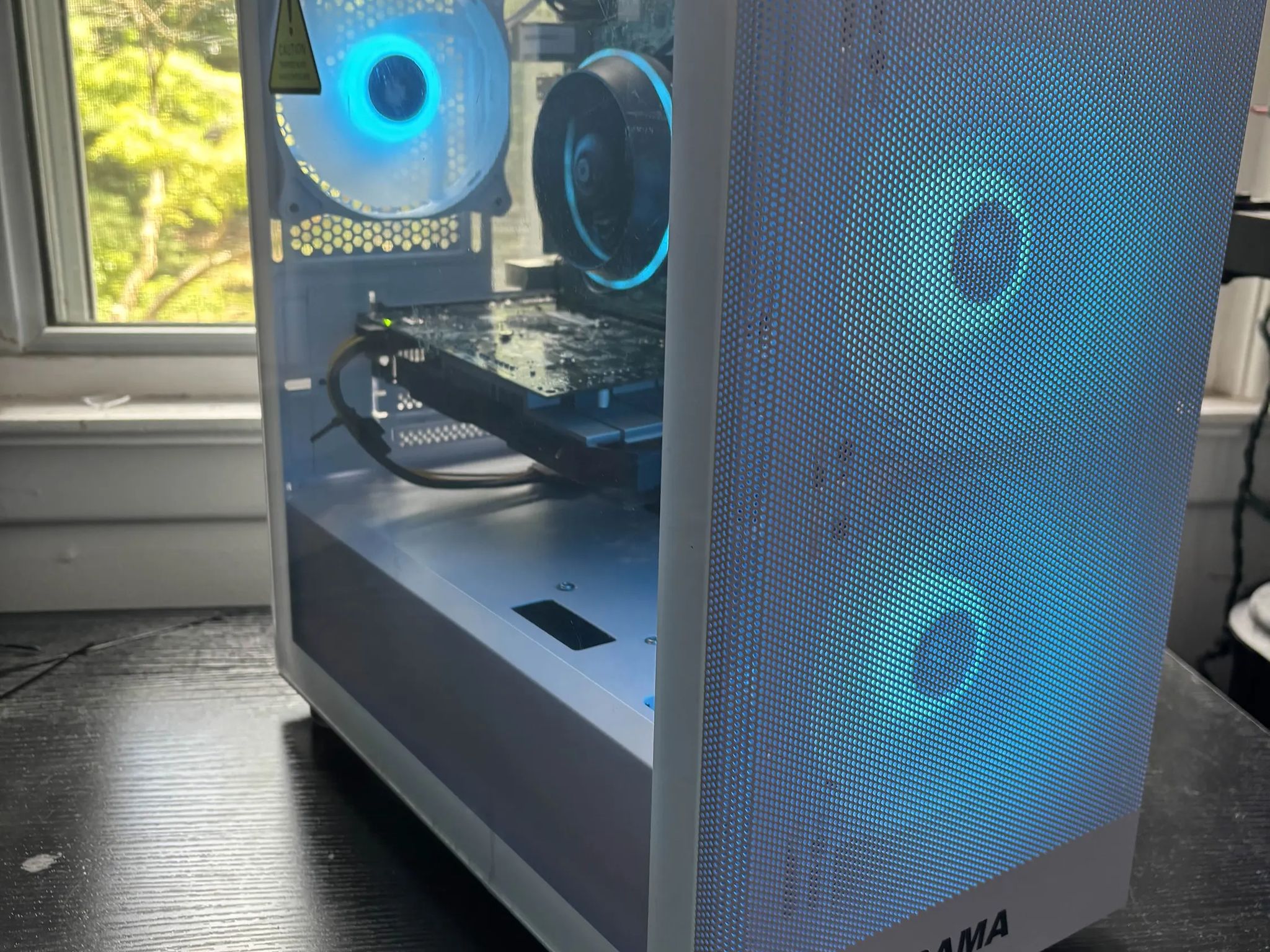 GAMING PC i5 8GB NVIDIA GTX 750 ti RGB Lighting RGB Fans Computer
