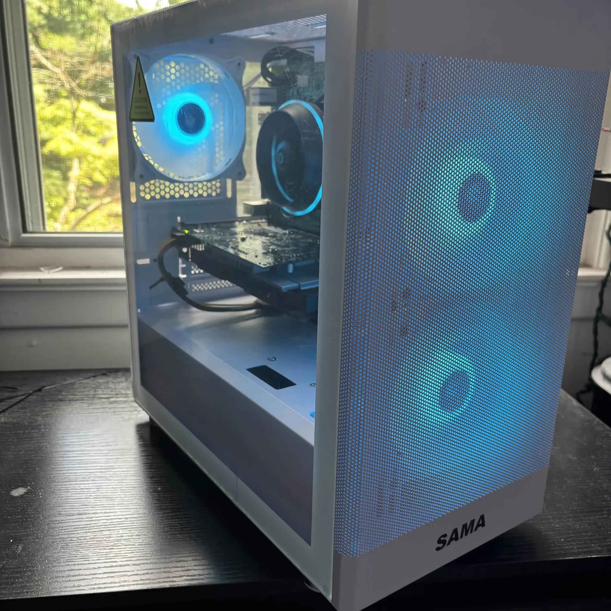 GAMING PC i5 8GB NVIDIA GTX 750 ti RGB Lighting RGB Fans Computer